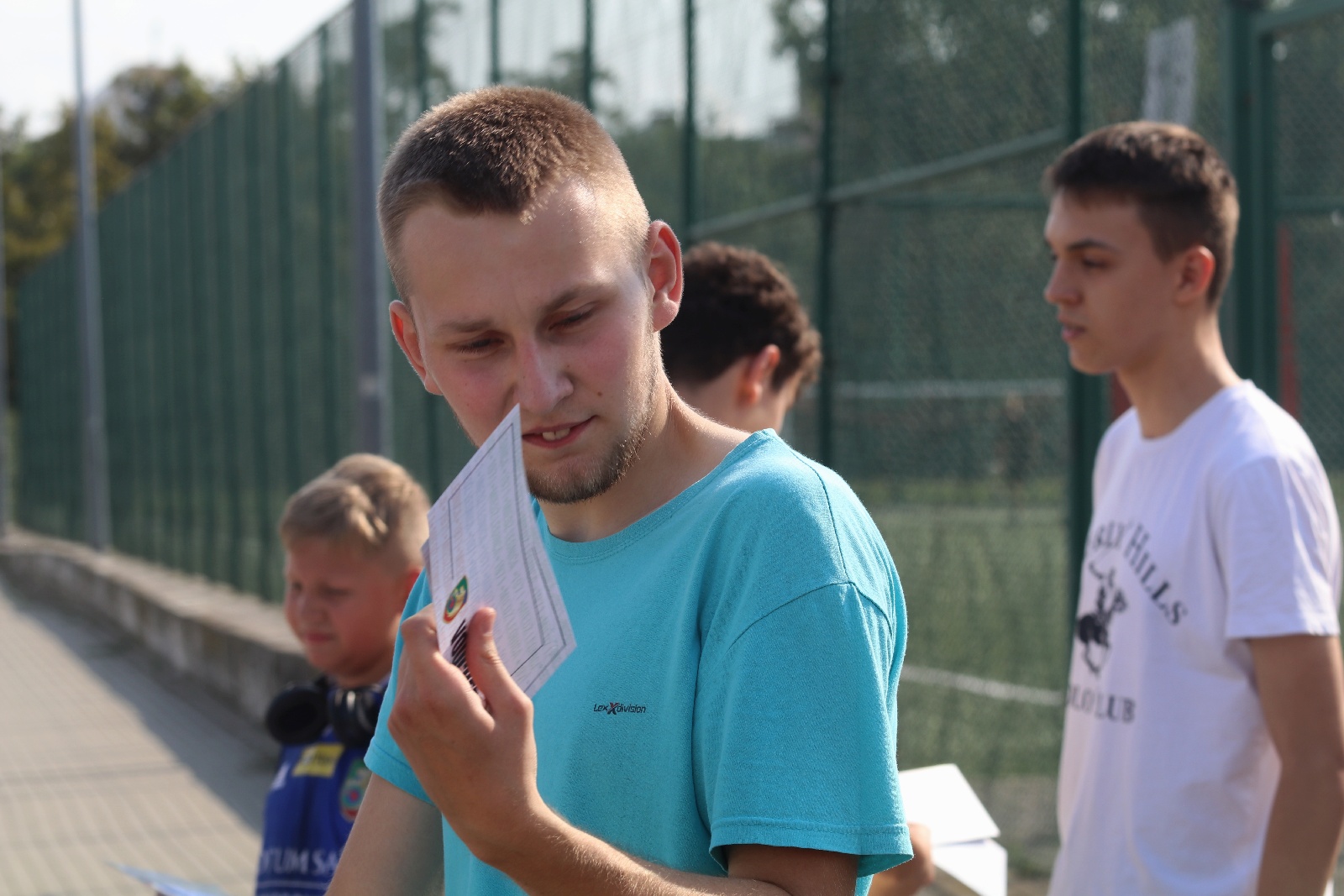 Piłkarze Miedzi Legnica rozdawali wochery na mecz ze Stalą