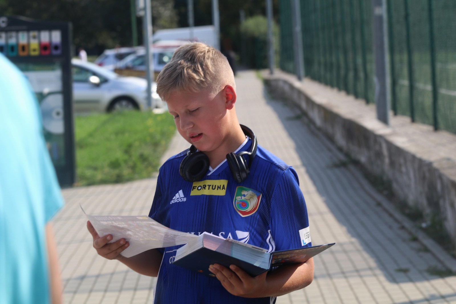Piłkarze Miedzi Legnica rozdawali wochery na mecz ze Stalą
