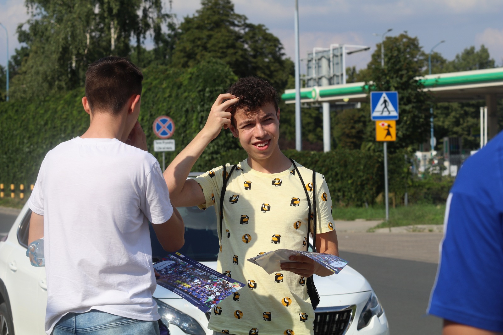 Piłkarze Miedzi Legnica rozdawali wochery na mecz ze Stalą