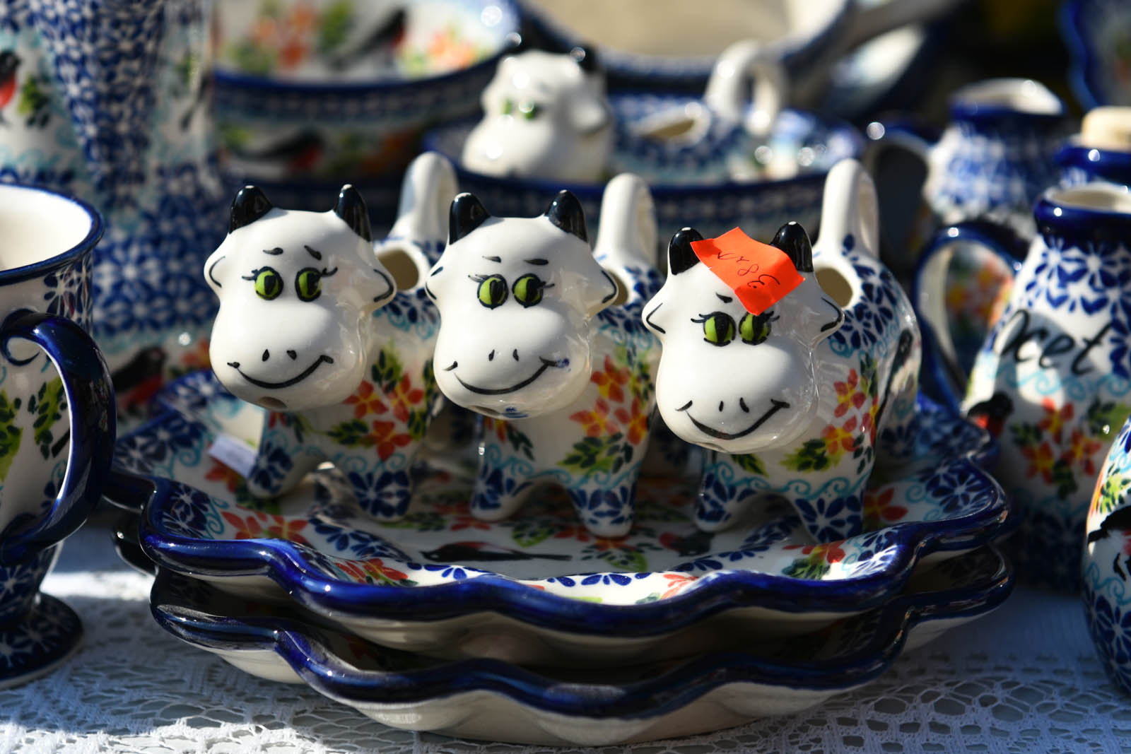Porcelanowe cudeńka można znaleźć w Bolesławcu