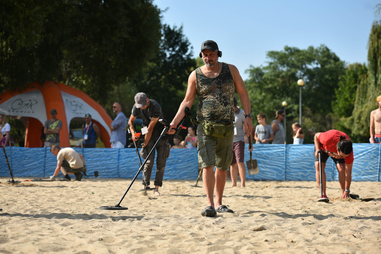 I Mistrzostwa Poszukiwań Plażowych na kąpielisku Kormoran