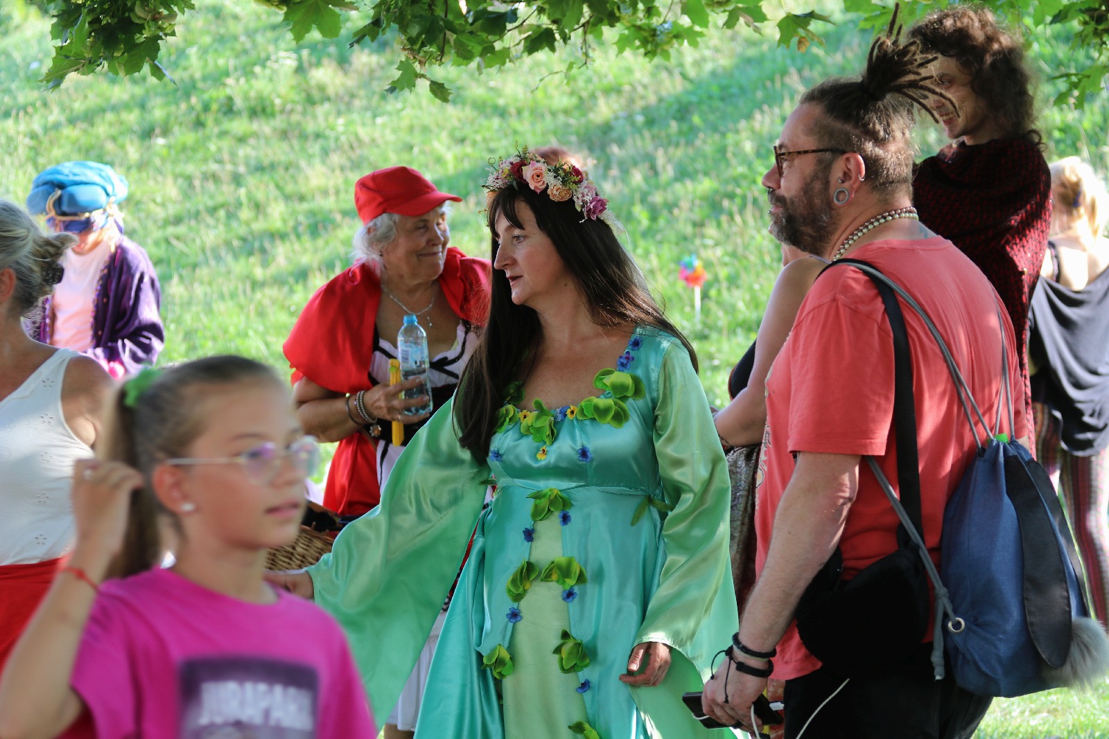 Teatralny Piknik Sąsiedzki na legnickich Piekarach    	