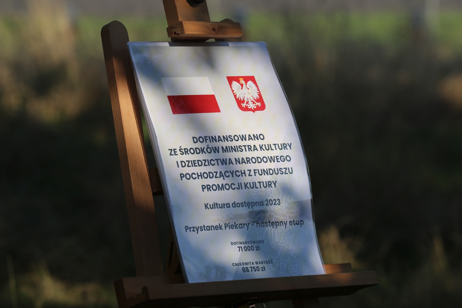 Teatralny Piknik Sąsiedzki na legnickich Piekarach    	