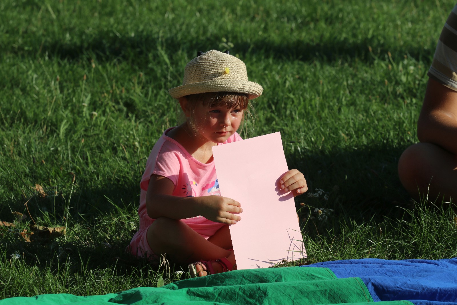 Teatralny Piknik Sąsiedzki na legnickich Piekarach    	