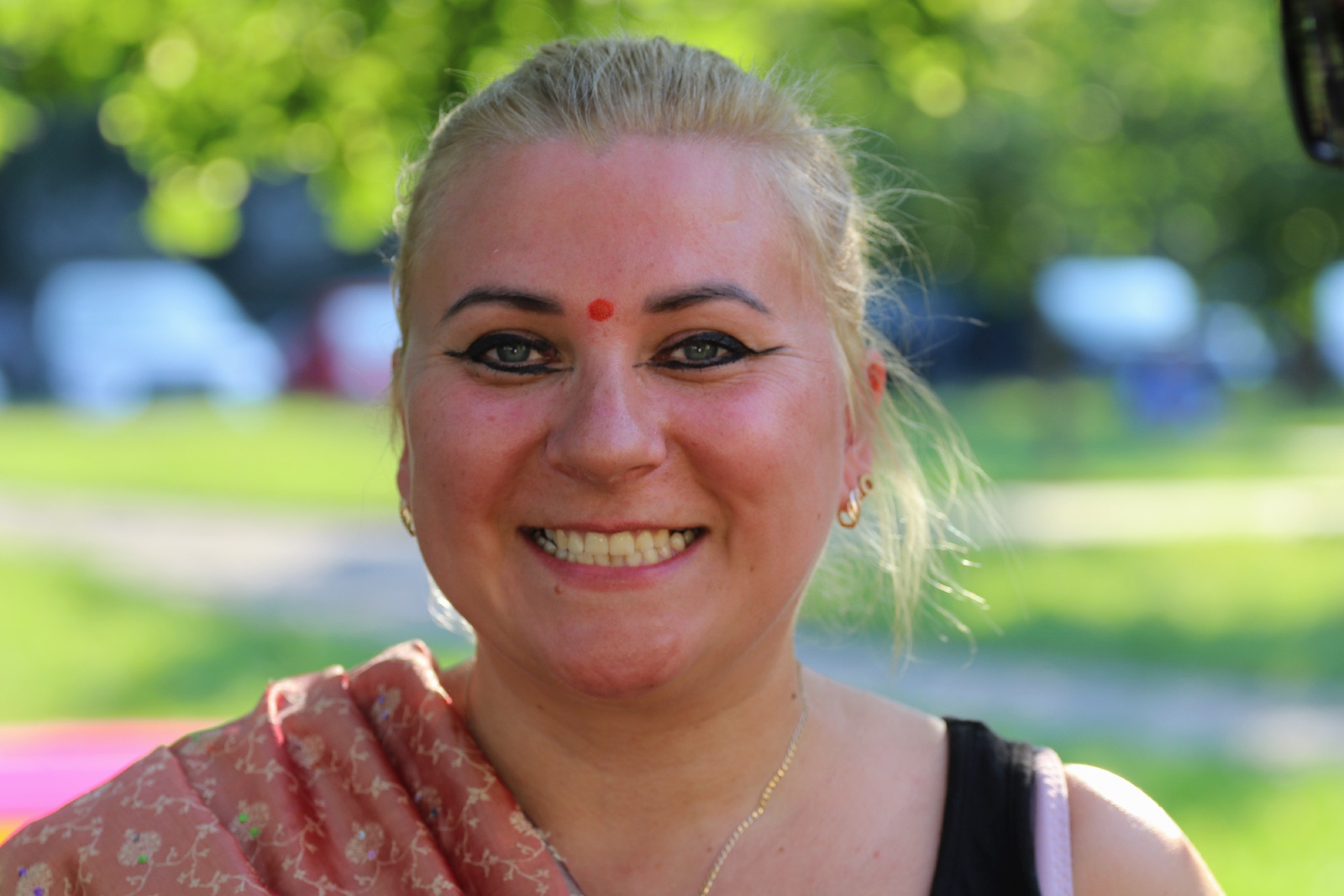 Teatralny Piknik Sąsiedzki na legnickich Piekarach    	