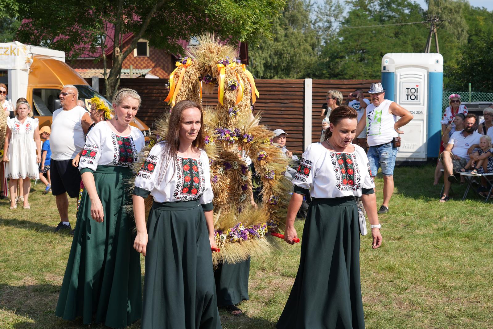 Tegoroczne dożynki gminno - powiatwe odbyły się w Rokitkach
