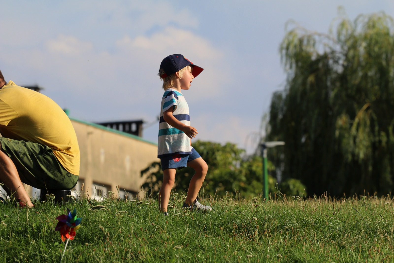Teatralny Piknik Sąsiedzki na legnickich Piekarach    	