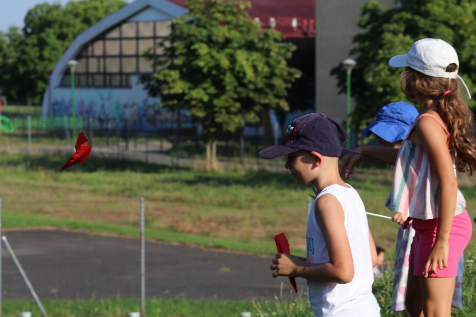 Teatralny Piknik Sąsiedzki na legnickich Piekarach    	