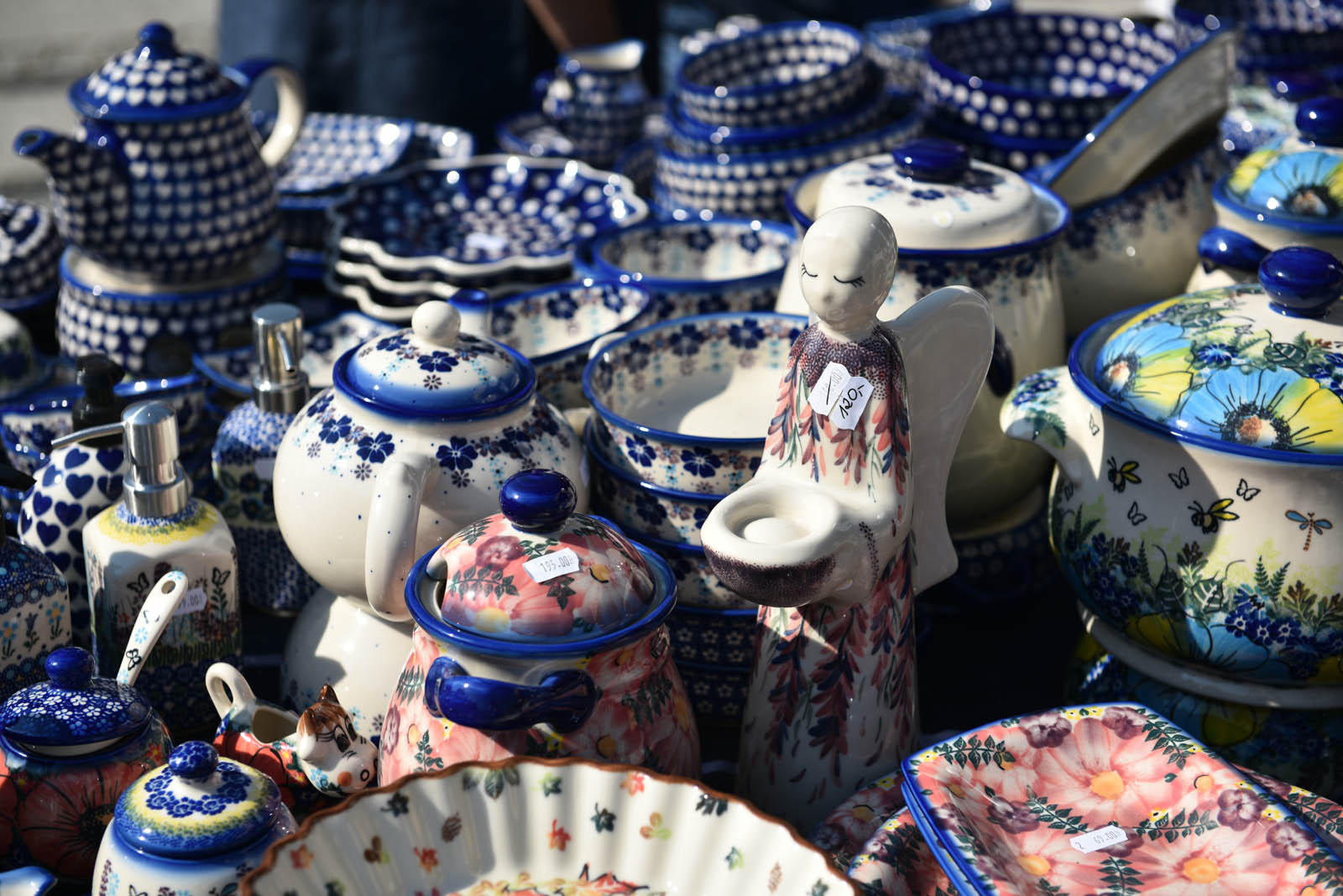 Porcelanowe cudeńka można znaleźć w Bolesławcu