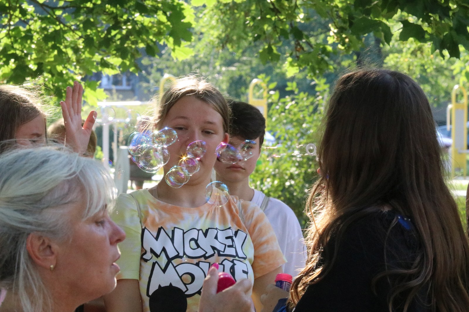 Teatralny Piknik Sąsiedzki na legnickich Piekarach    	