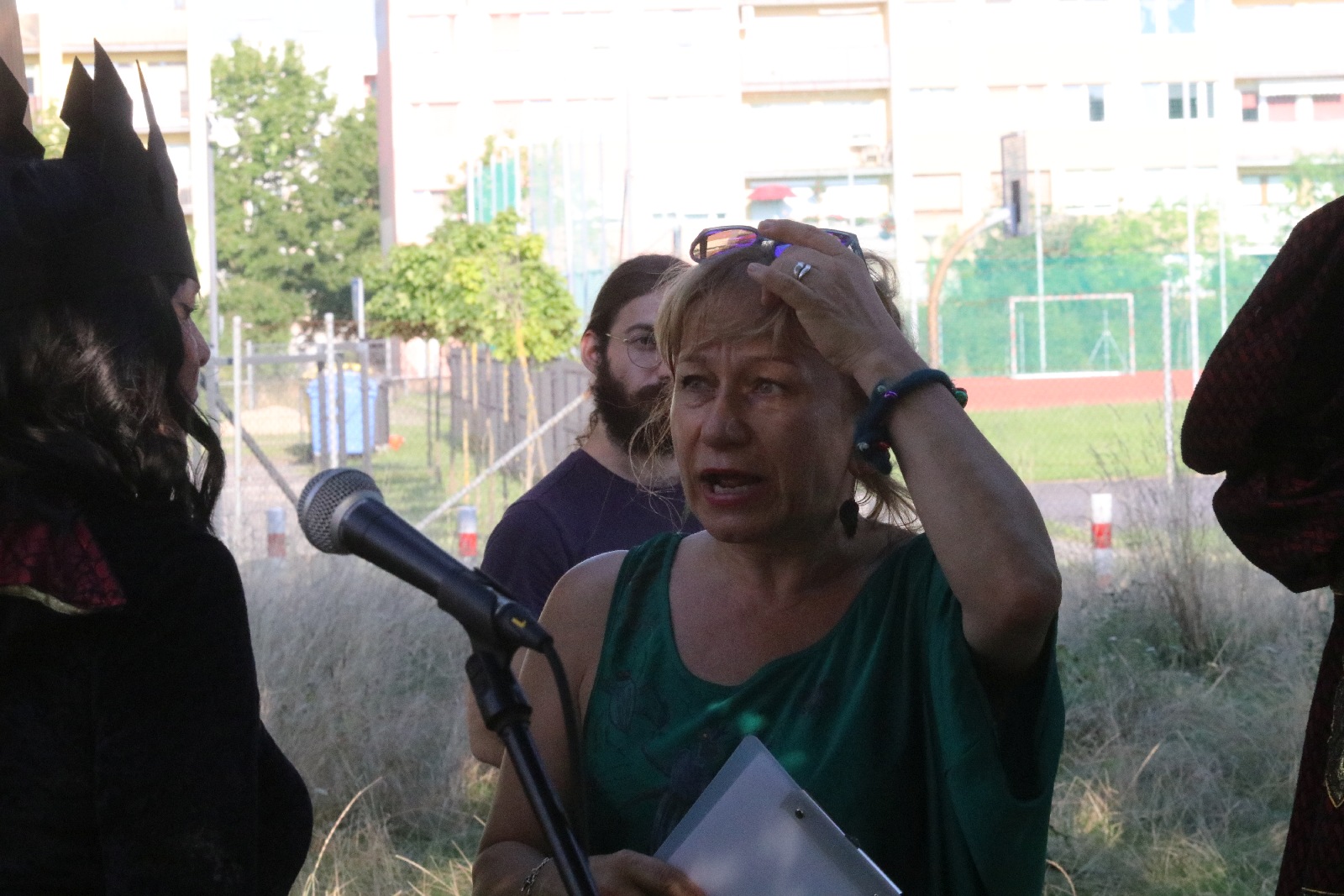 Teatralny Piknik Sąsiedzki na legnickich Piekarach    	