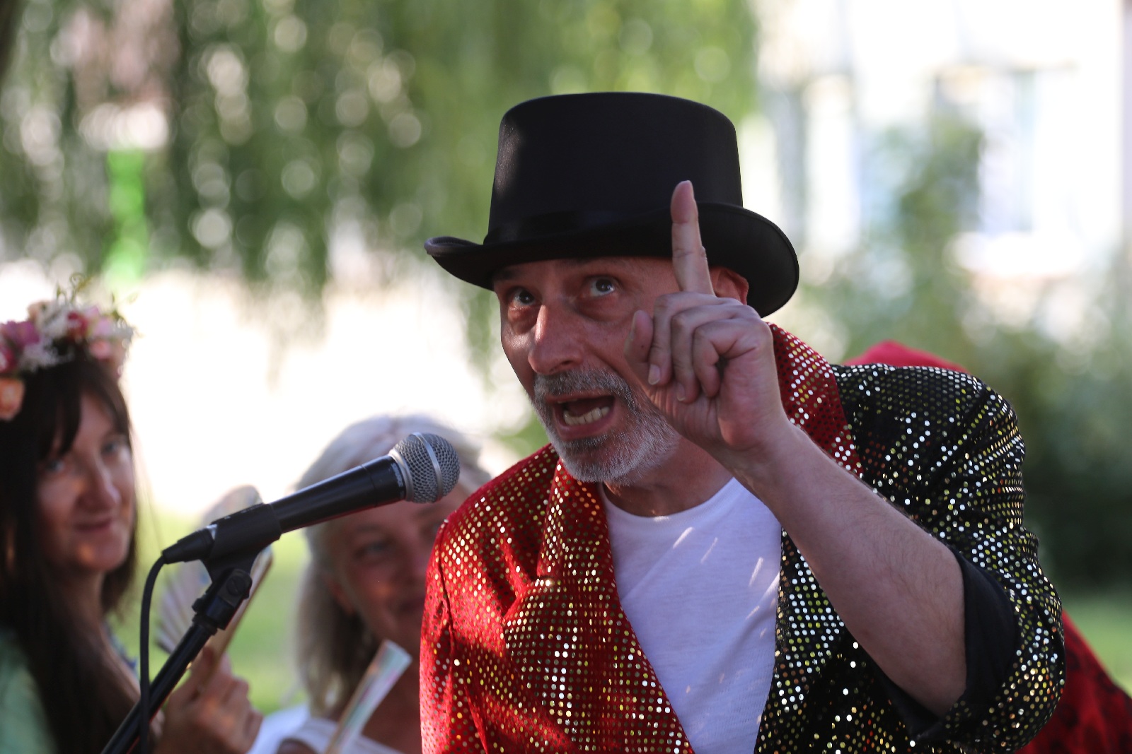 Teatralny Piknik Sąsiedzki na legnickich Piekarach    	