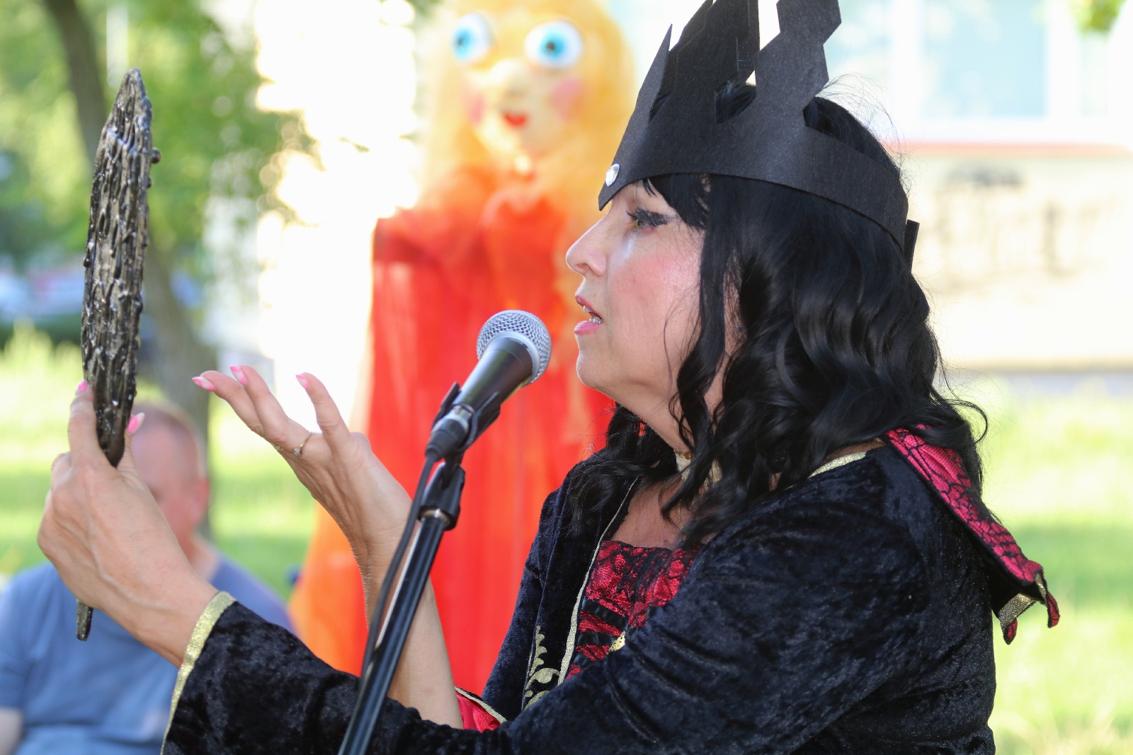 Teatralny Piknik Sąsiedzki na legnickich Piekarach    	