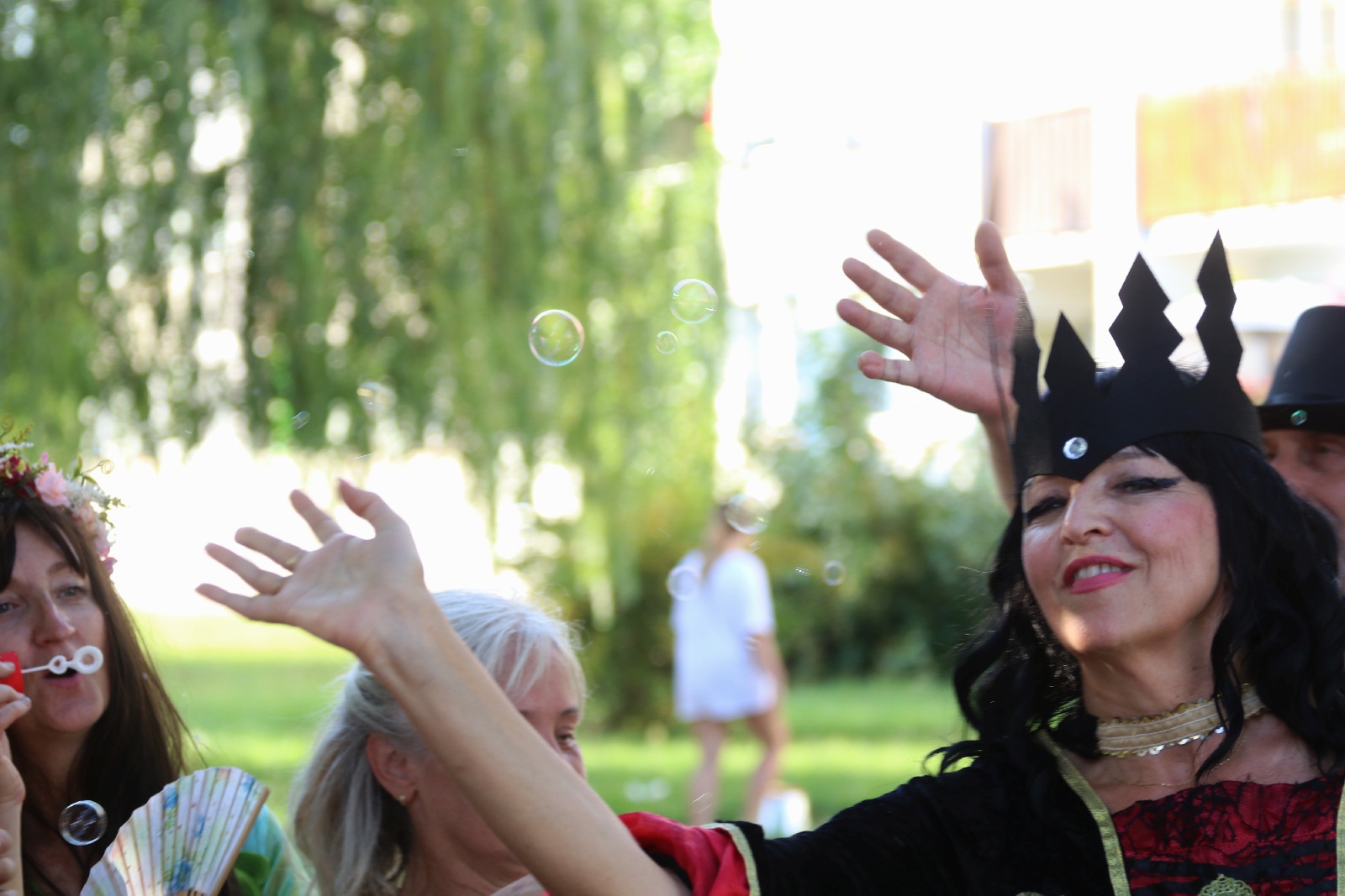 Teatralny Piknik Sąsiedzki na legnickich Piekarach    	