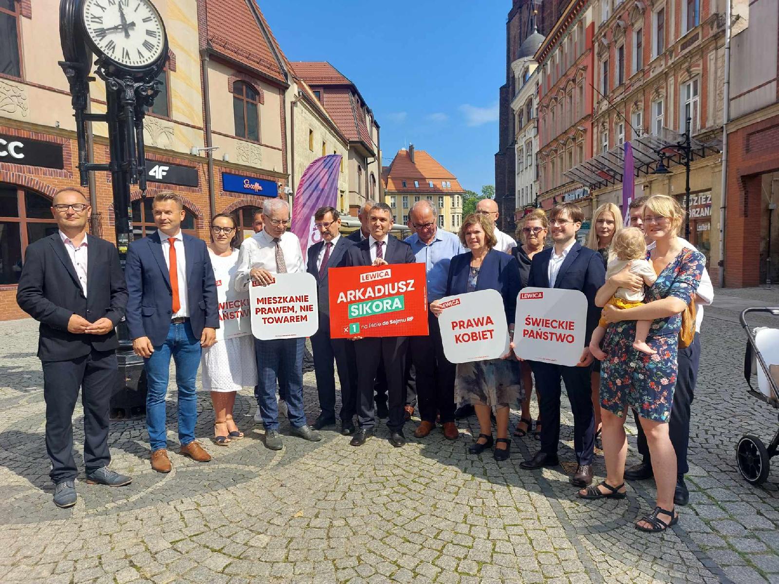 Czarzasty zaprezentował kandydatów Lewicy do parlmentu