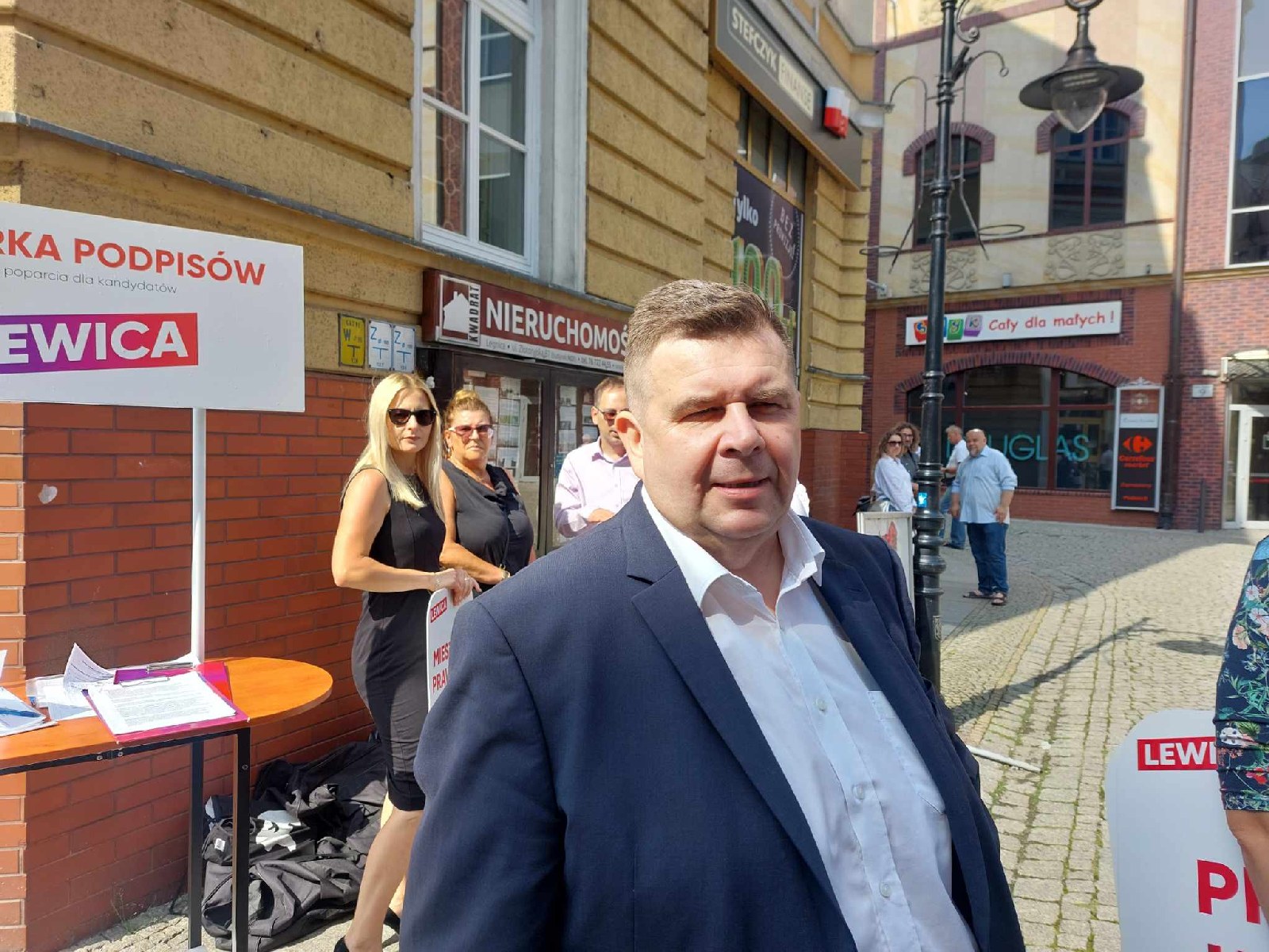 Czarzasty zaprezentował kandydatów Lewicy do parlmentu