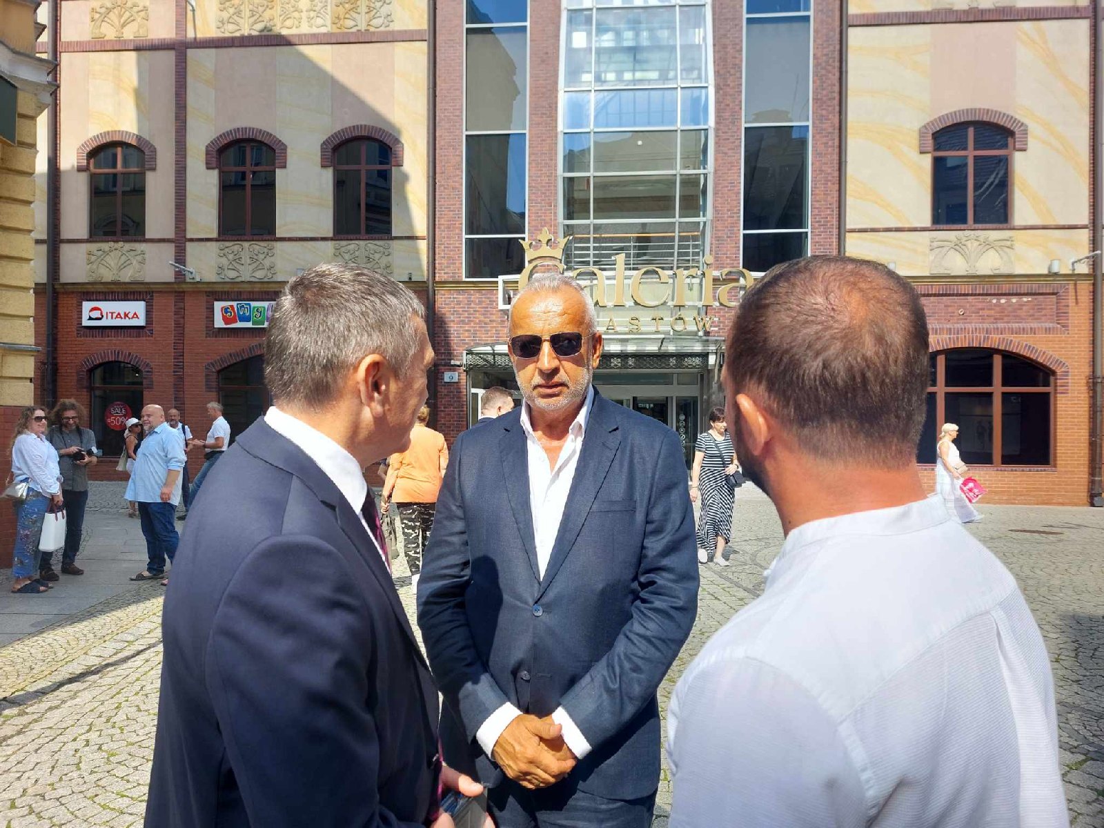 Czarzasty zaprezentował kandydatów Lewicy do parlmentu