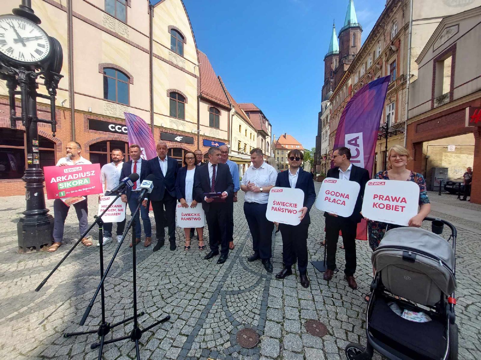 Czarzasty zaprezentował kandydatów Lewicy do parlmentu