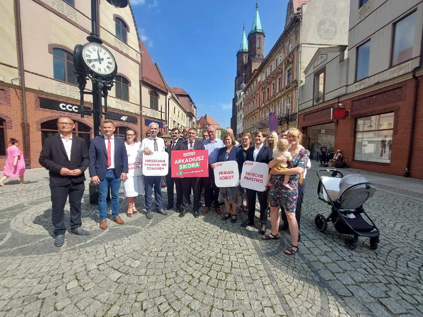 Czarzasty zaprezentował kandydatów Lewicy do parlmentu