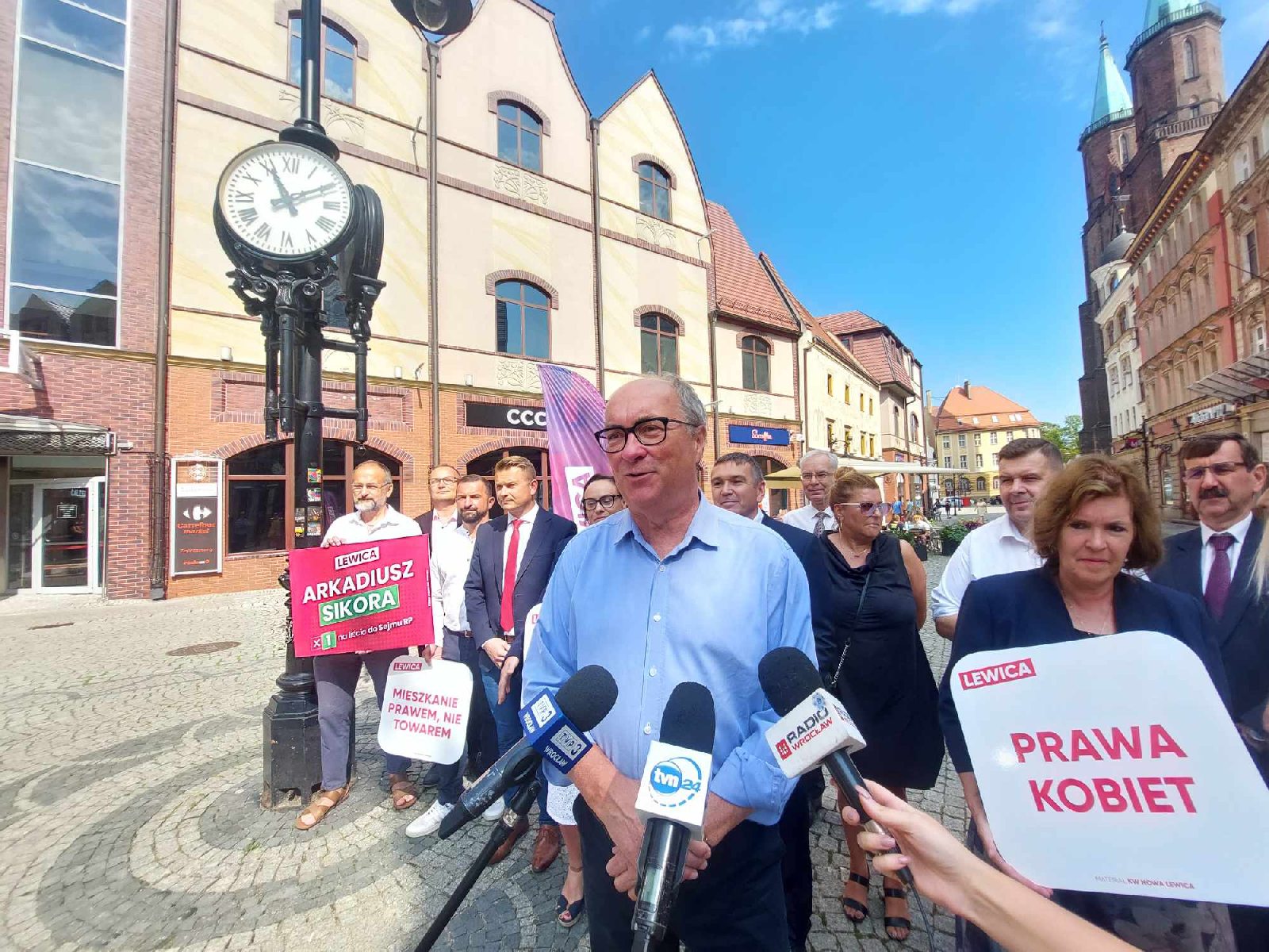Czarzasty zaprezentował kandydatów Lewicy do parlmentu