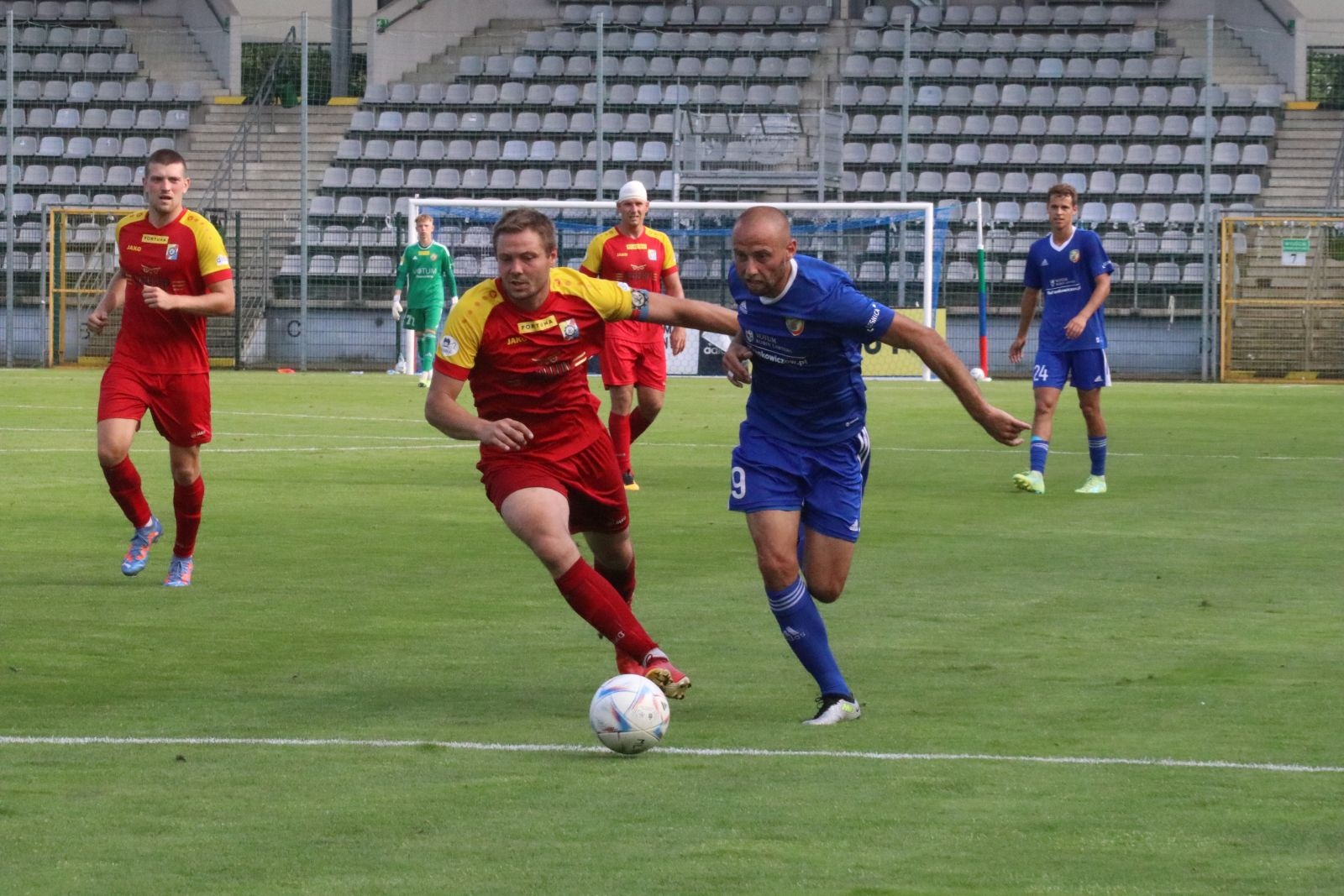 Lechia Dzierżoniów bez szans w starciu z rezerwami Miedzi