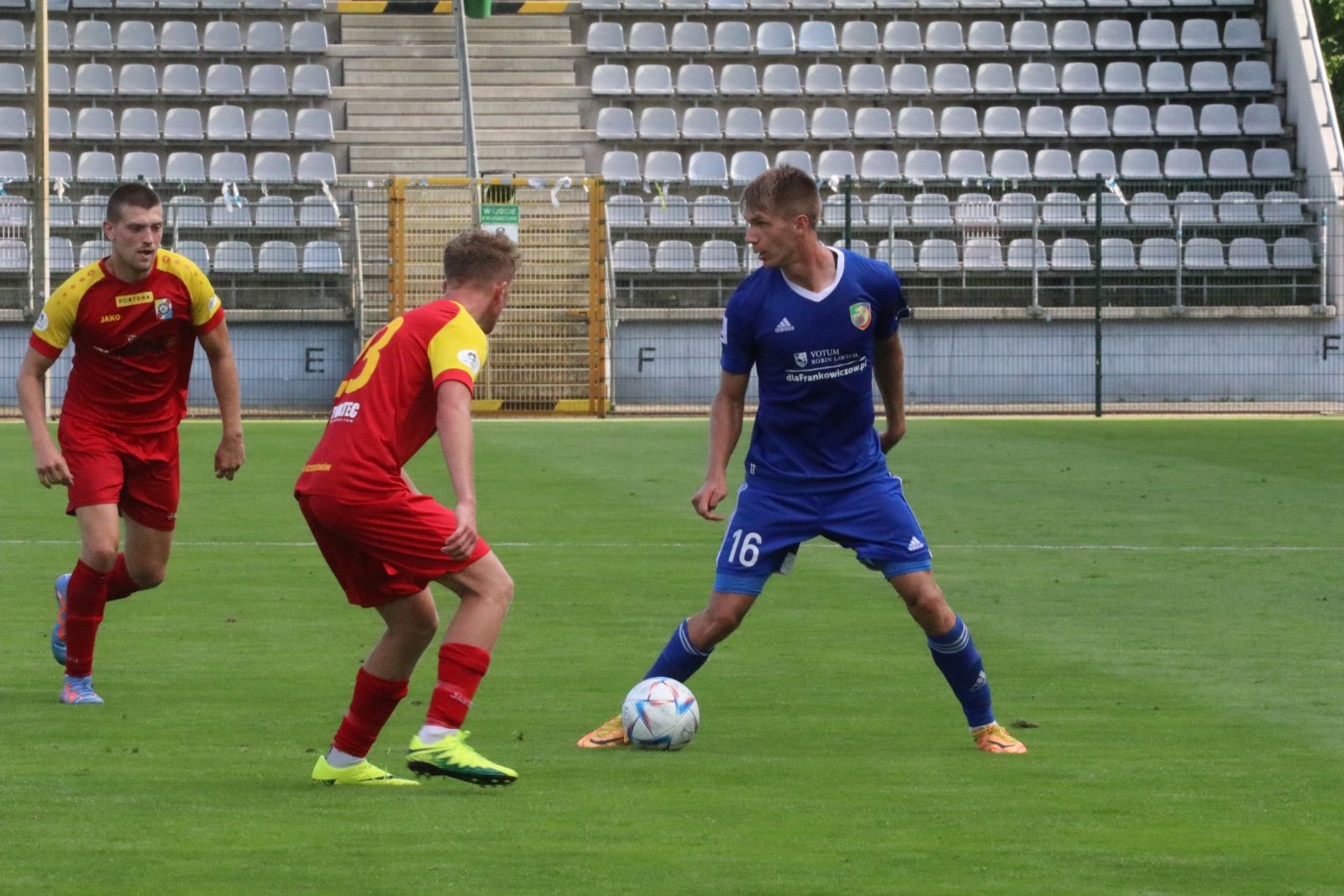 Lechia Dzierżoniów bez szans w starciu z rezerwami Miedzi