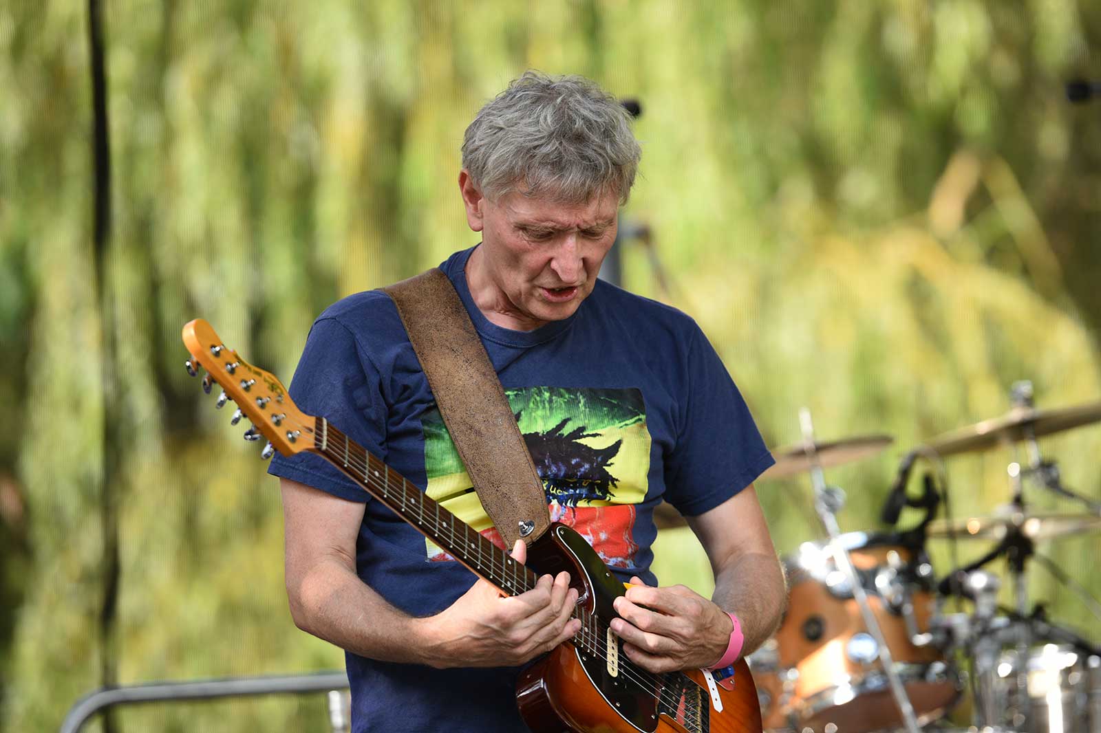 Pląsy w rytmach reggae rozpoczęły się z formacją Reaguj