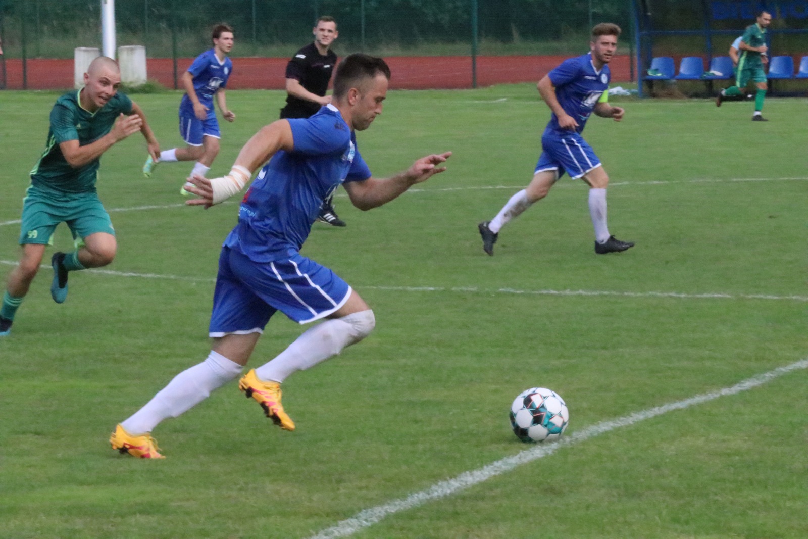 Miniderby w Bieniowicach. Błękitni pokonali Kaczawę
