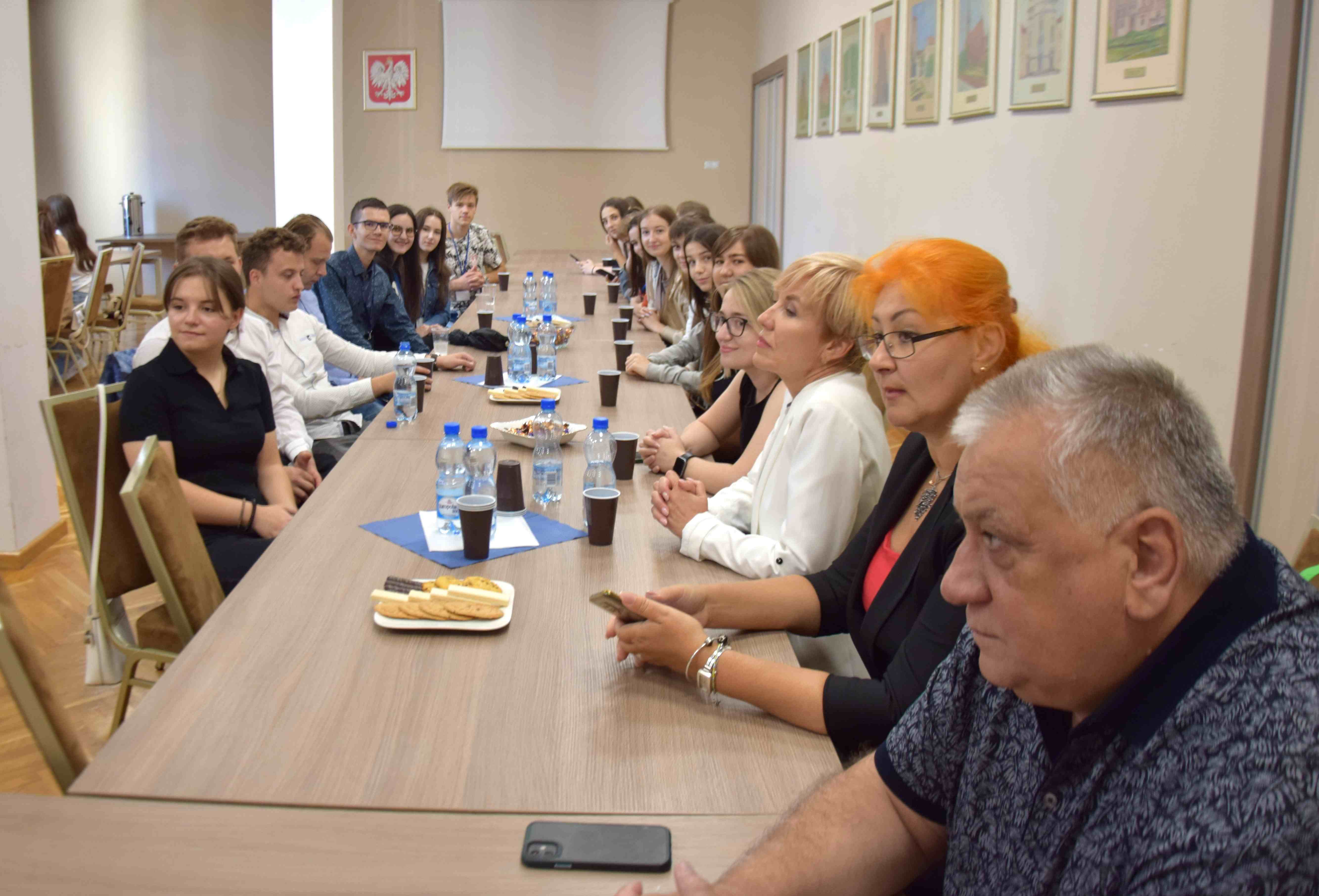 Studenci z Ukrainy gośćmi władz Powiatu Legnickiego