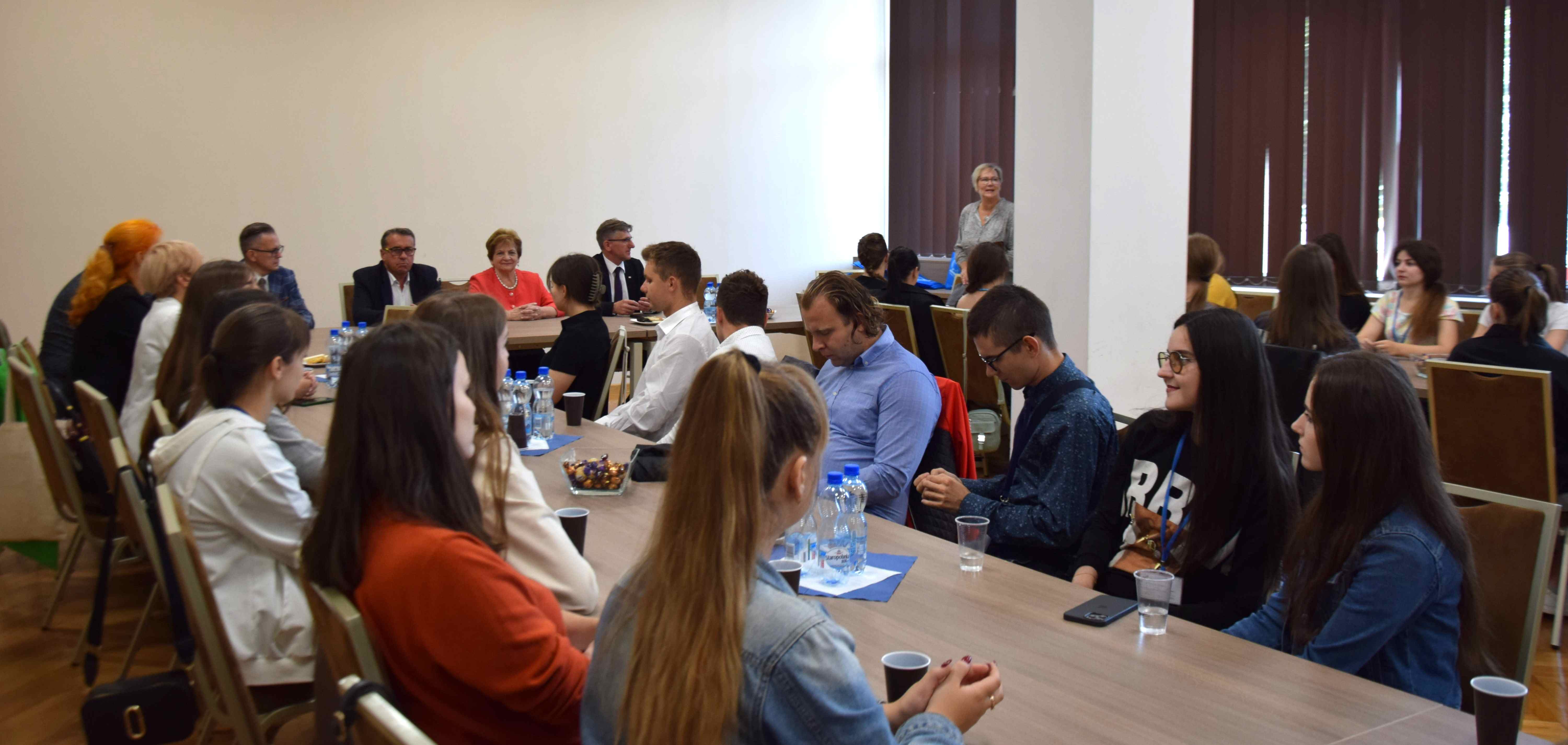 Studenci z Ukrainy gośćmi władz Powiatu Legnickiego