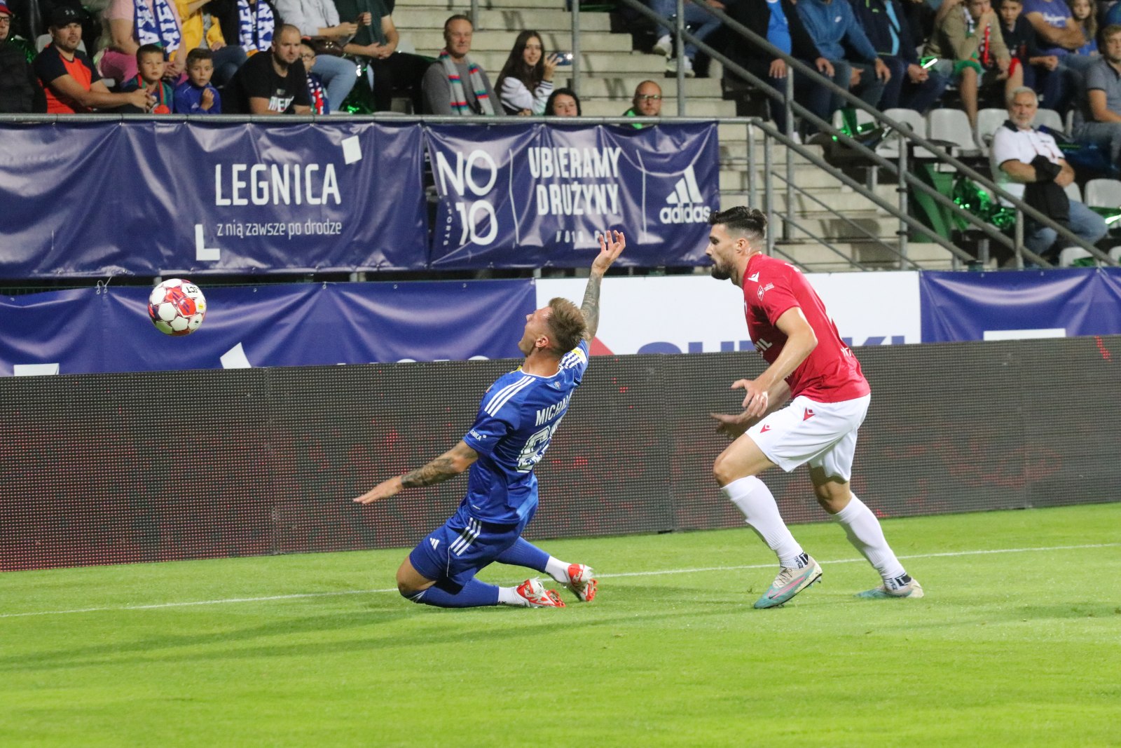 Remis z Wisłą Kraków. Miedź Legnica nadal niepokonana