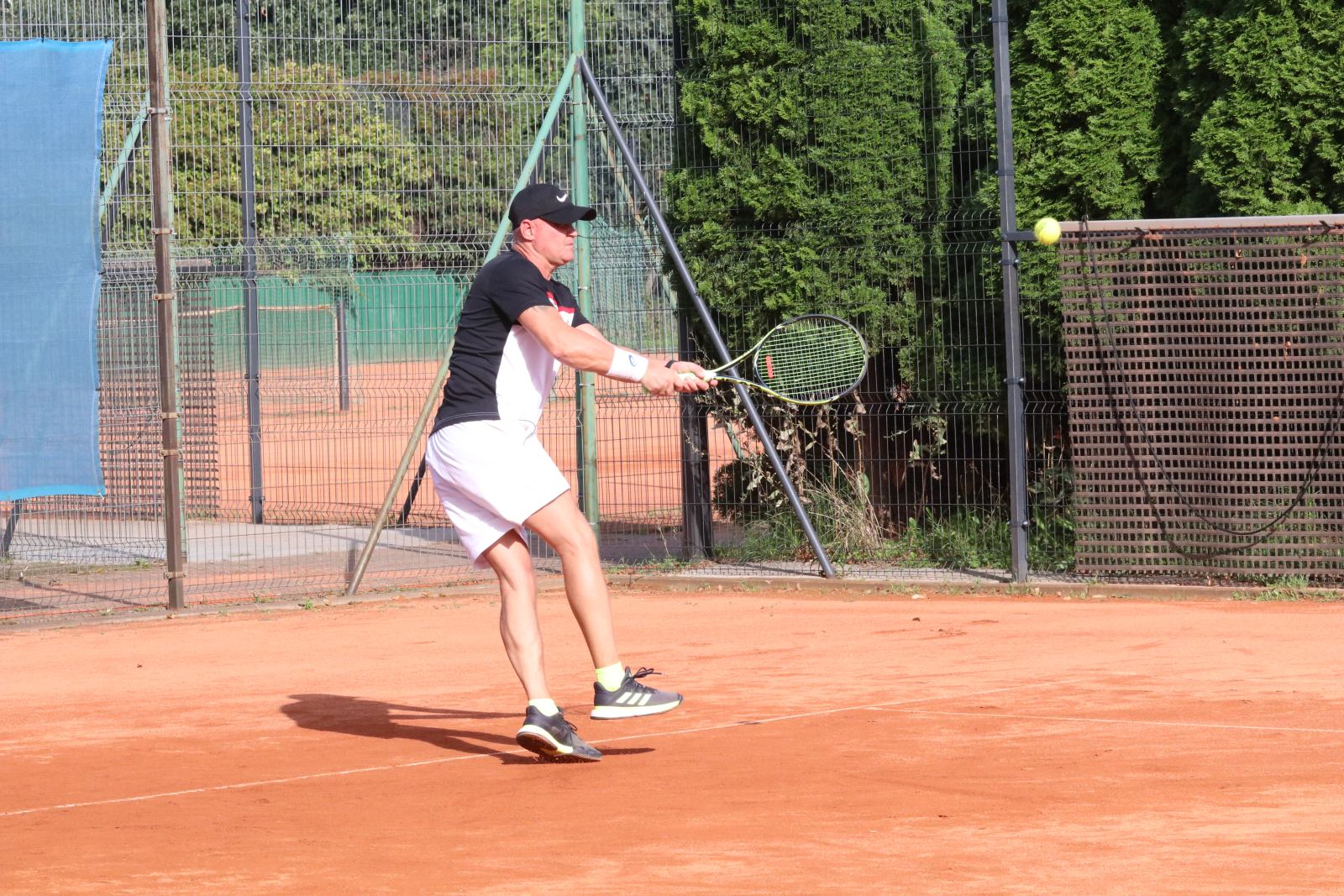 Rozpoczął się turniej tenisa ziemnego Jarexs & Lexus Cup