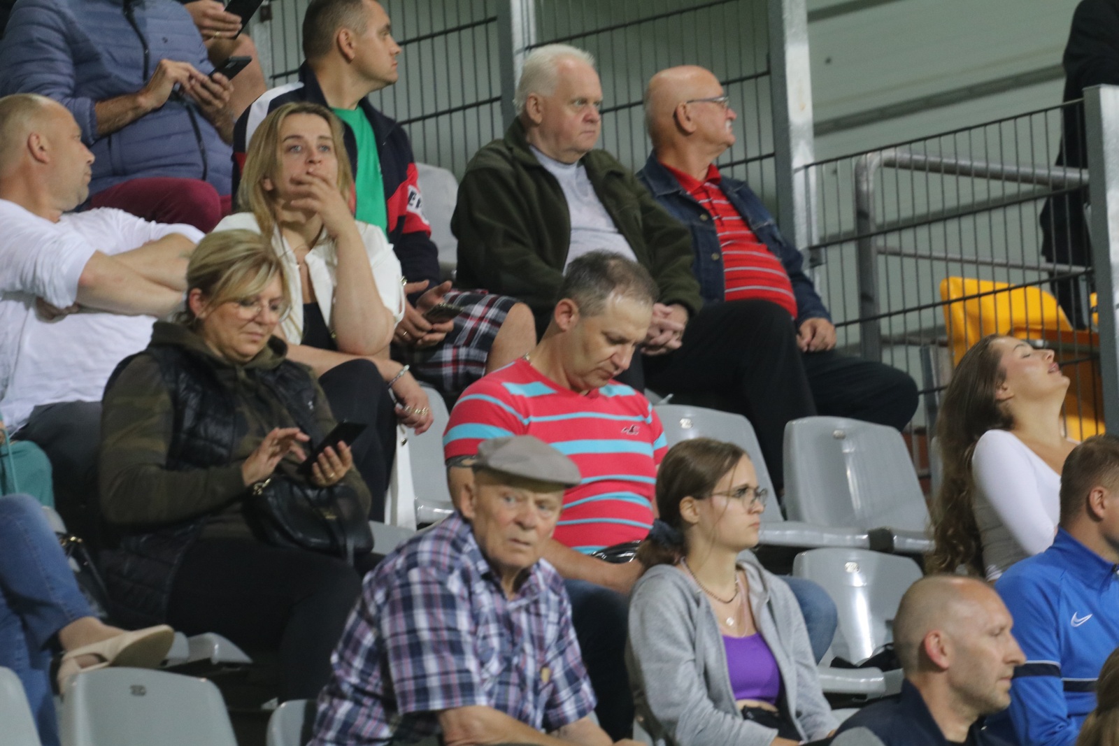 Ponad cztery tysiące siedmiuset widzów na meczu Miedzi z Wisłą