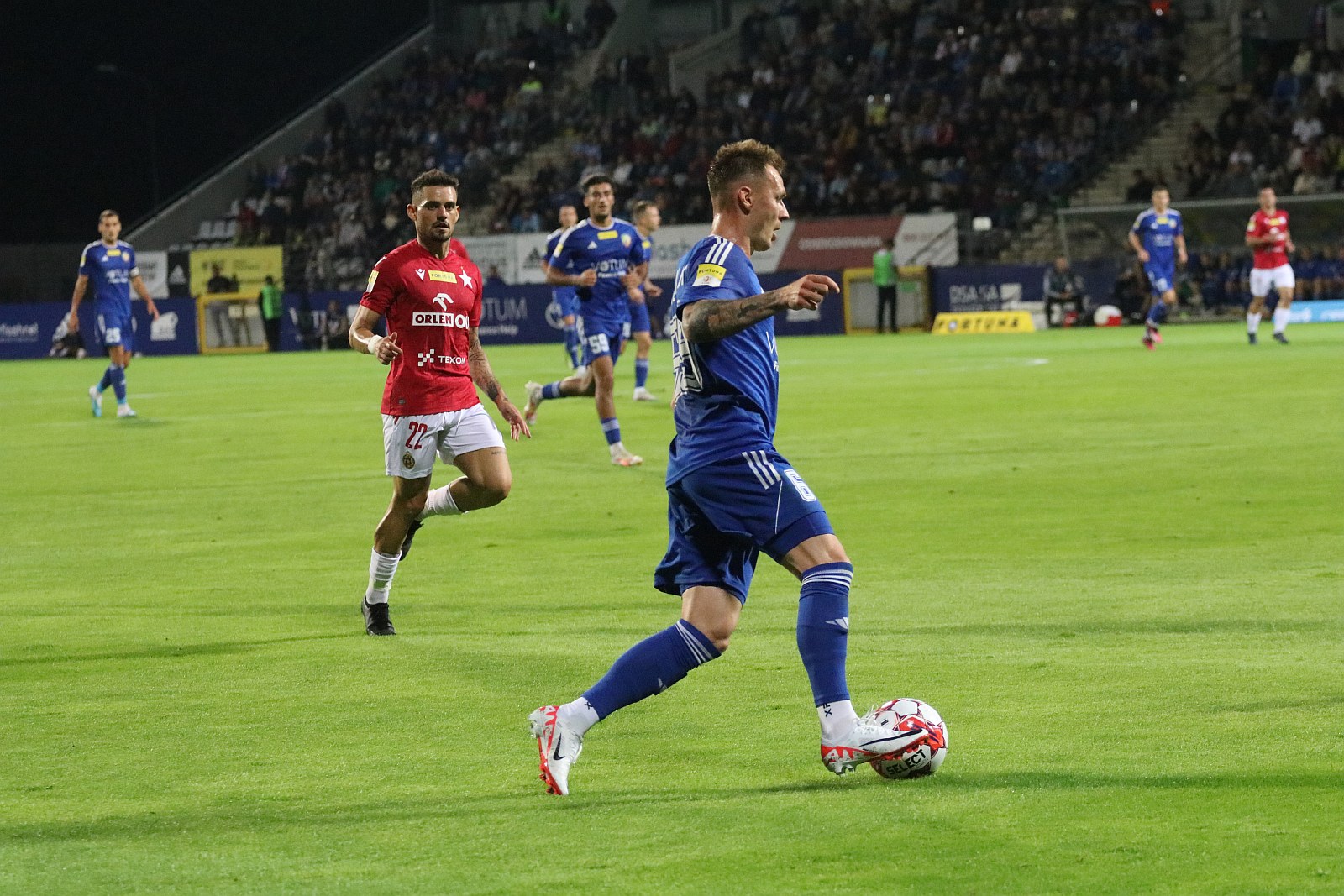 Remis z Wisłą Kraków. Miedź Legnica nadal niepokonana
