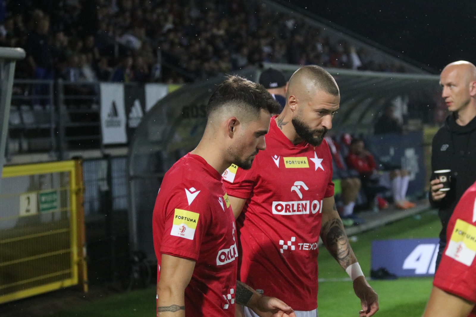 Remis z Wisłą Kraków. Miedź Legnica nadal niepokonana