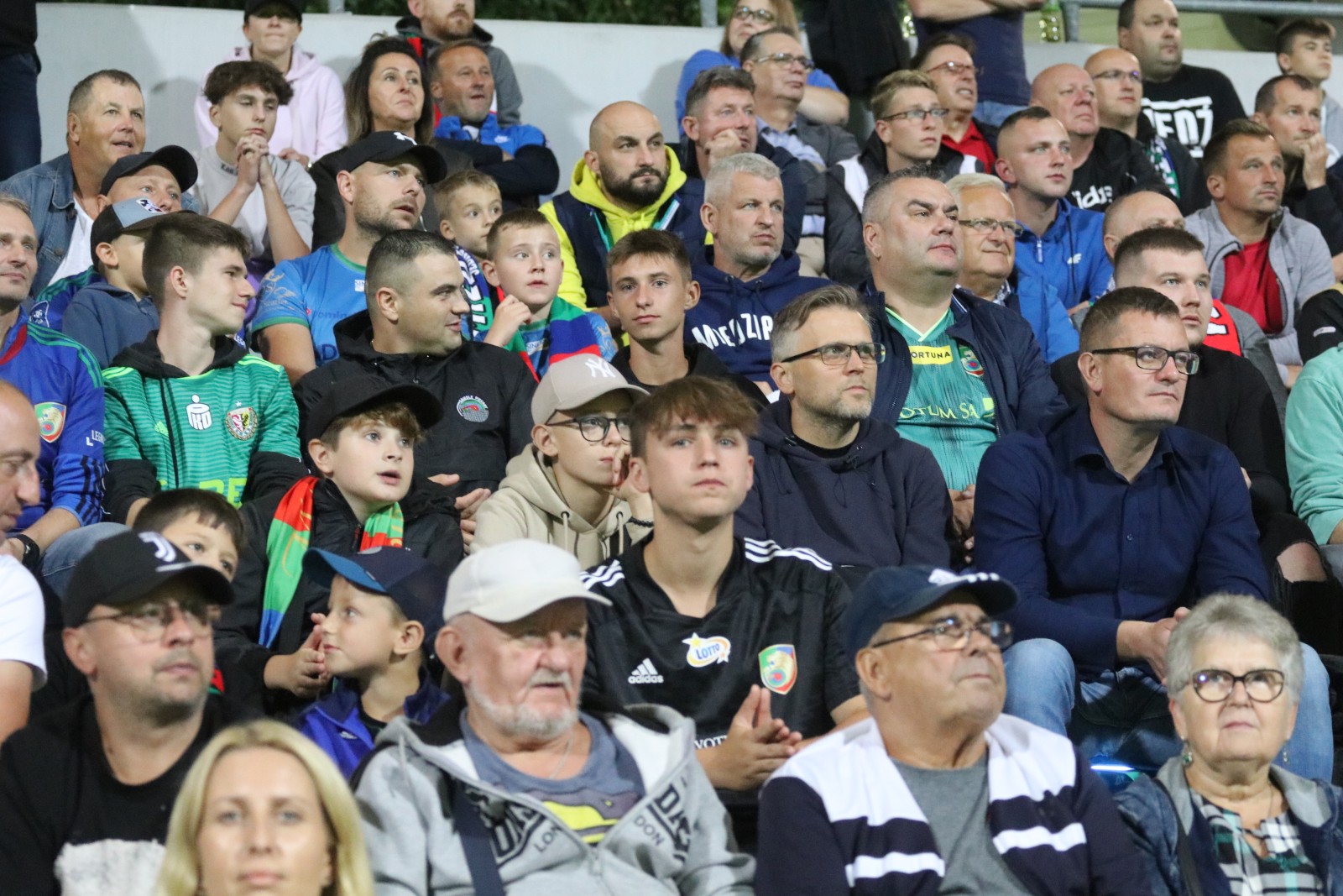 Ponad cztery tysiące siedmiuset widzów na meczu Miedzi z Wisłą