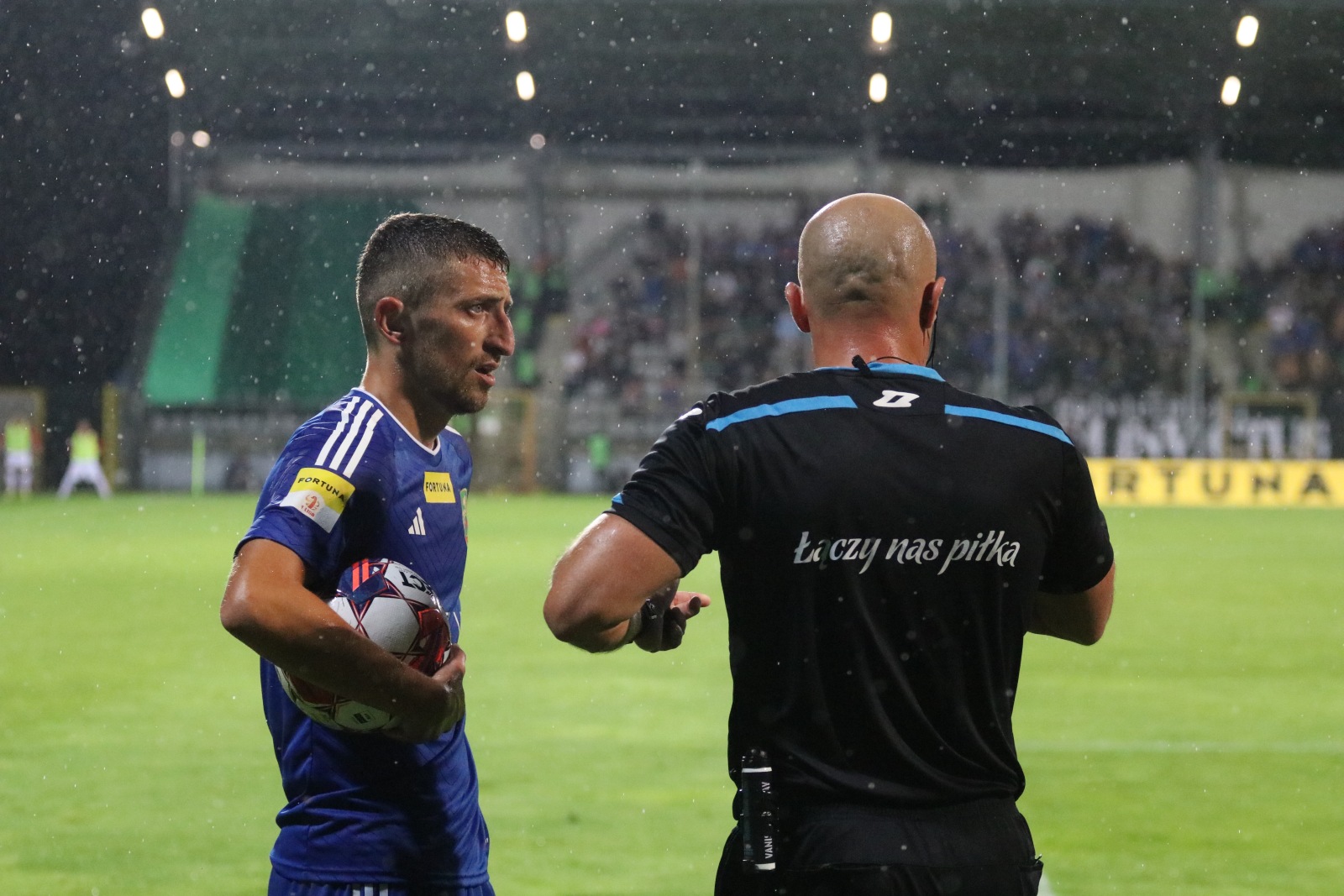 Remis z Wisłą Kraków. Miedź Legnica nadal niepokonana