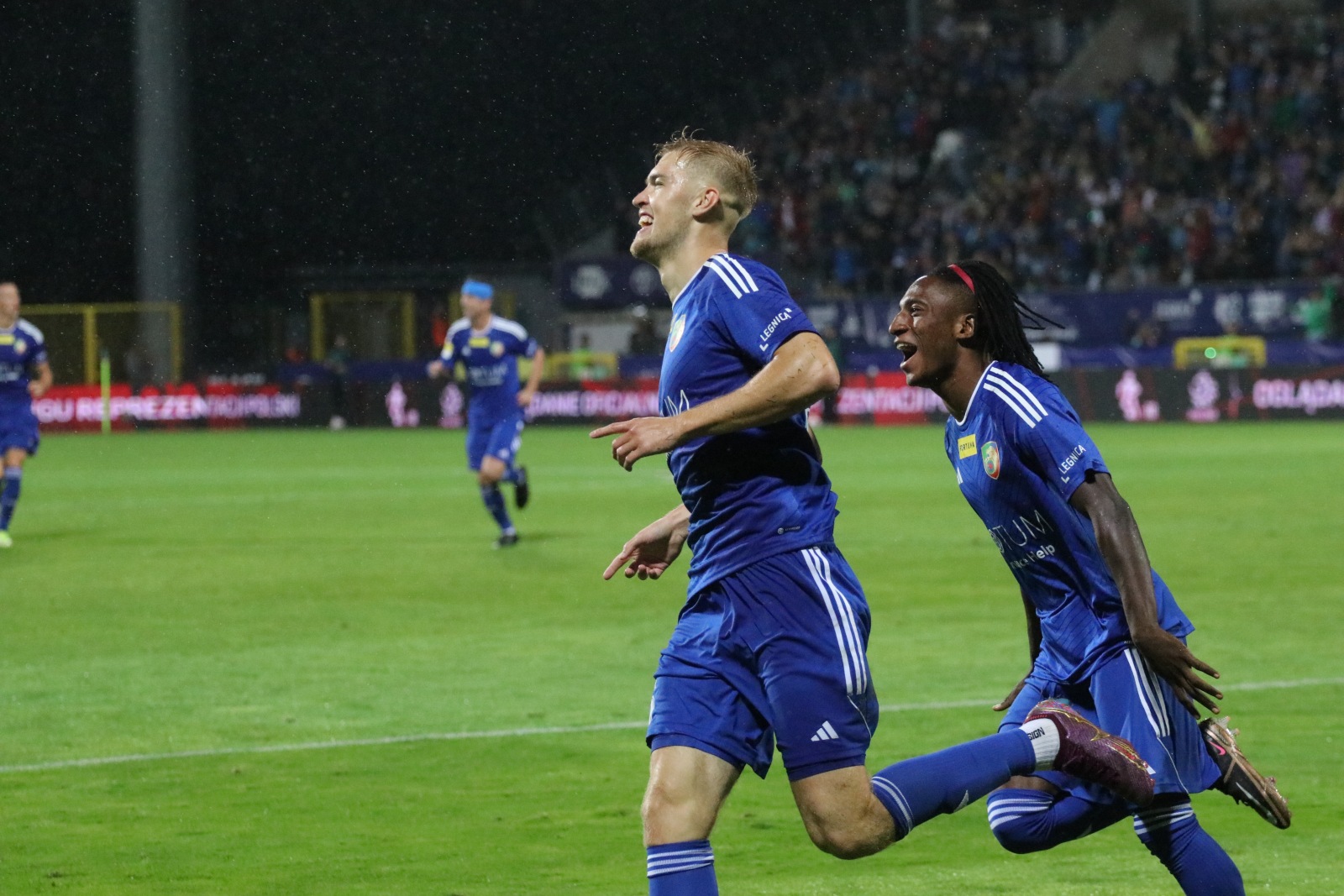Remis z Wisłą Kraków. Miedź Legnica nadal niepokonana