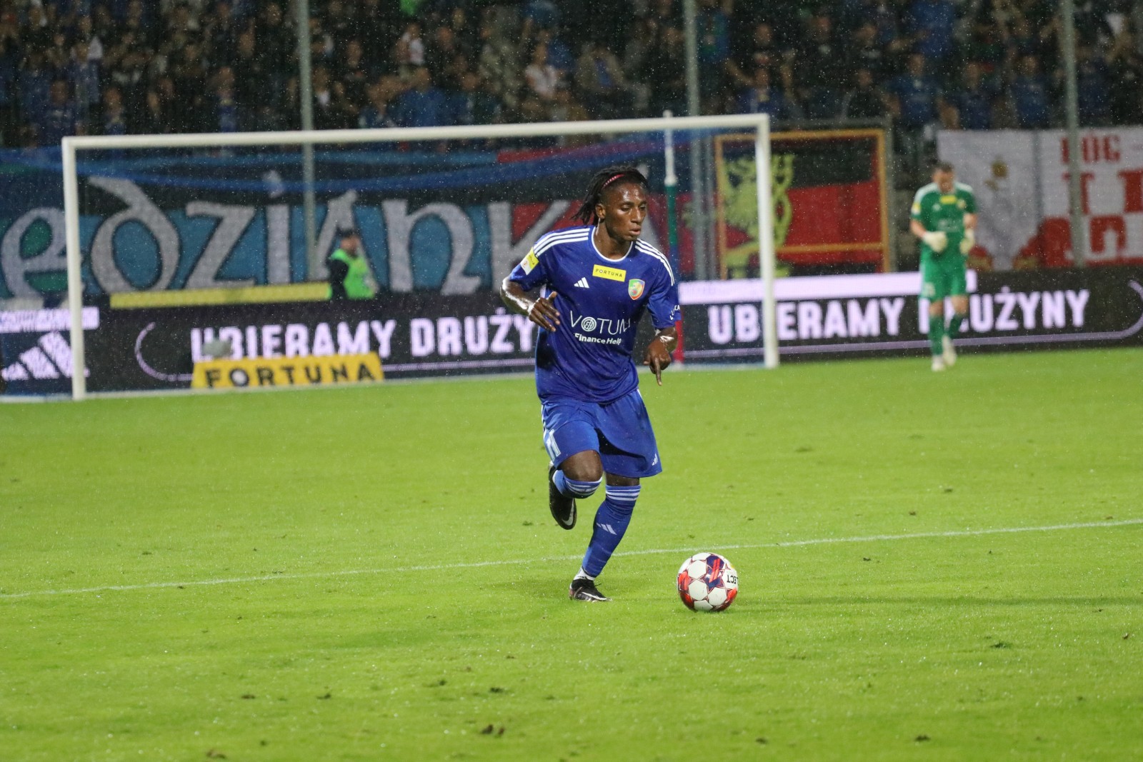 Remis z Wisłą Kraków. Miedź Legnica nadal niepokonana