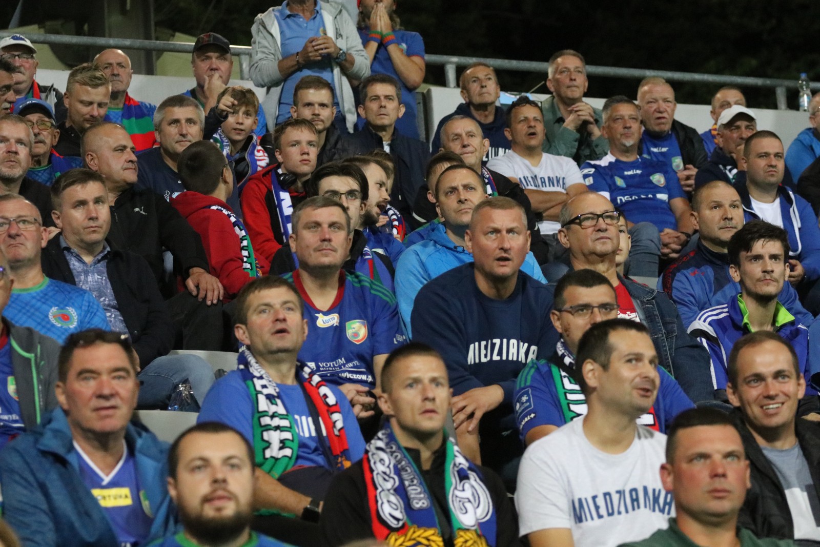 Ponad cztery tysiące siedmiuset widzów na meczu Miedzi z Wisłą
