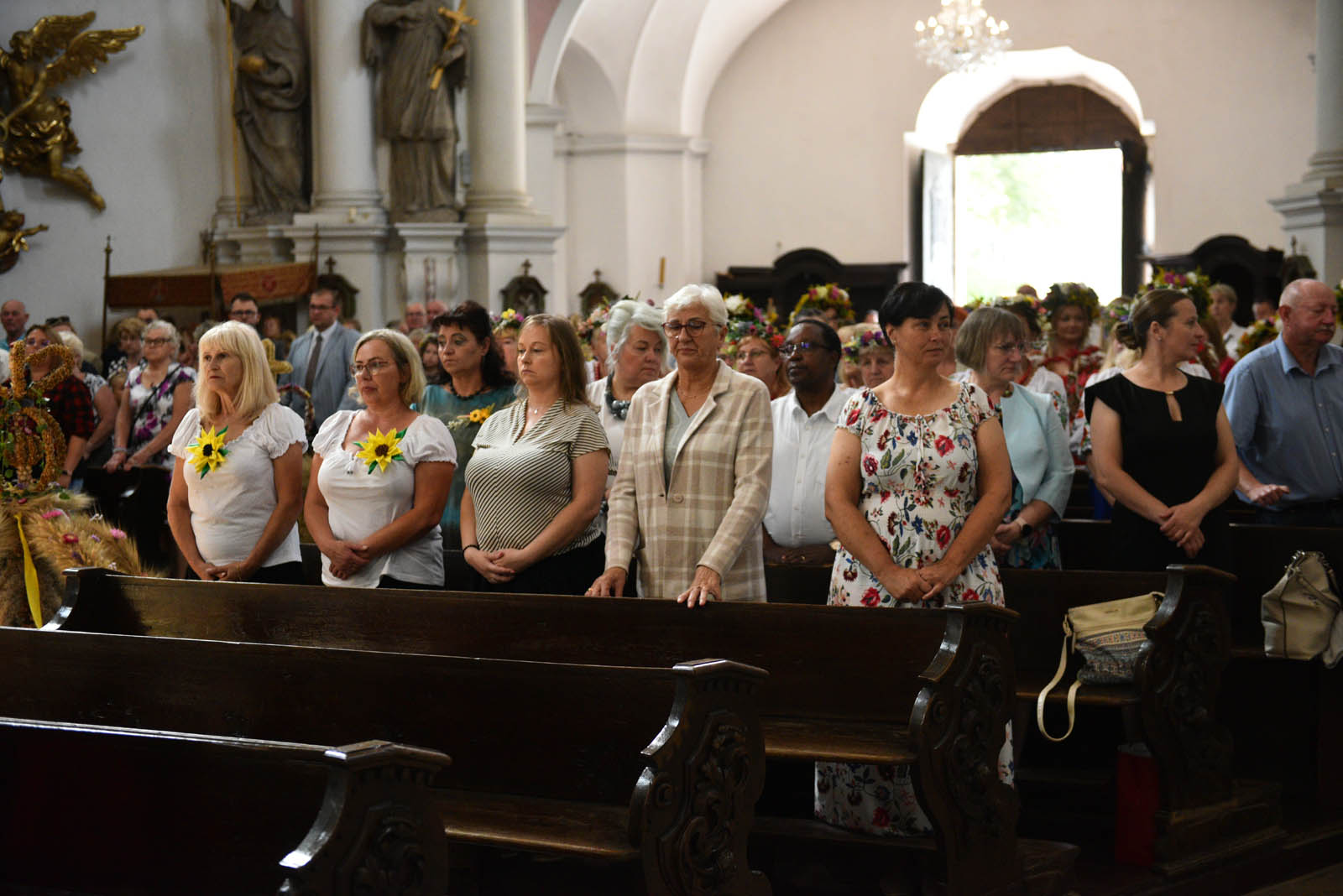 W Legnickim Polu dziękują rolnikom za plony i świętują