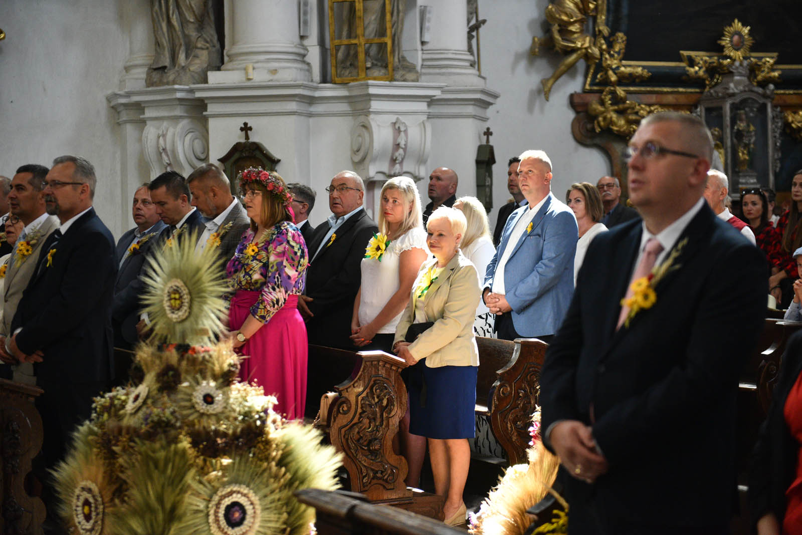 W Legnickim Polu dziękują rolnikom za plony i świętują