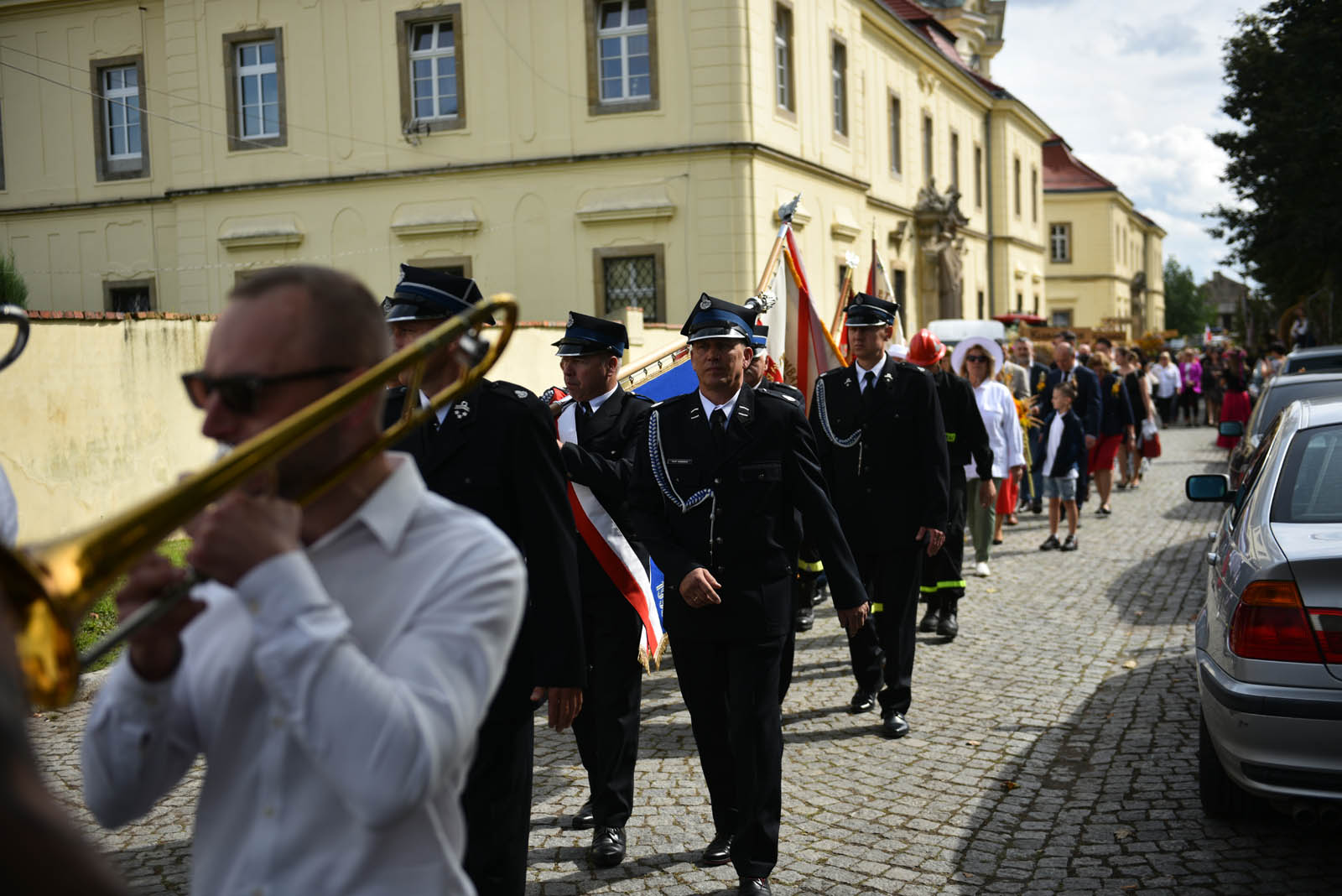 W Legnickim Polu dziękują rolnikom za plony i świętują
