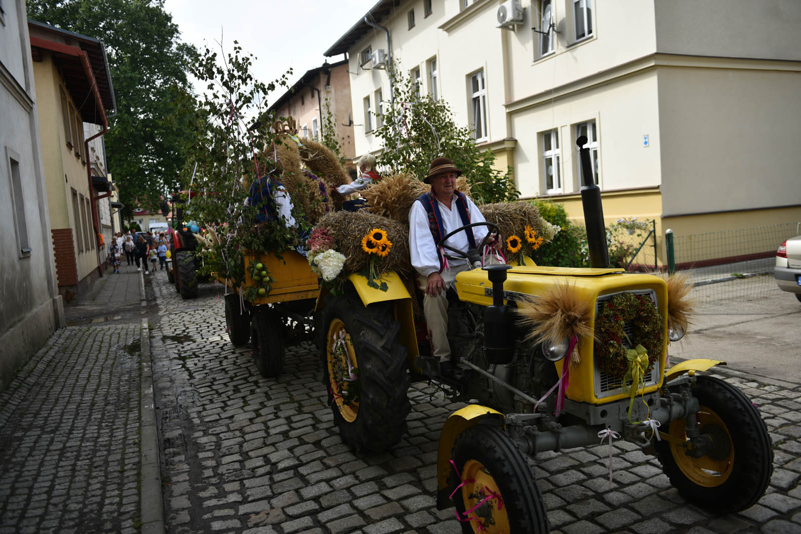 W Legnickim Polu dziękują rolnikom za plony i świętują