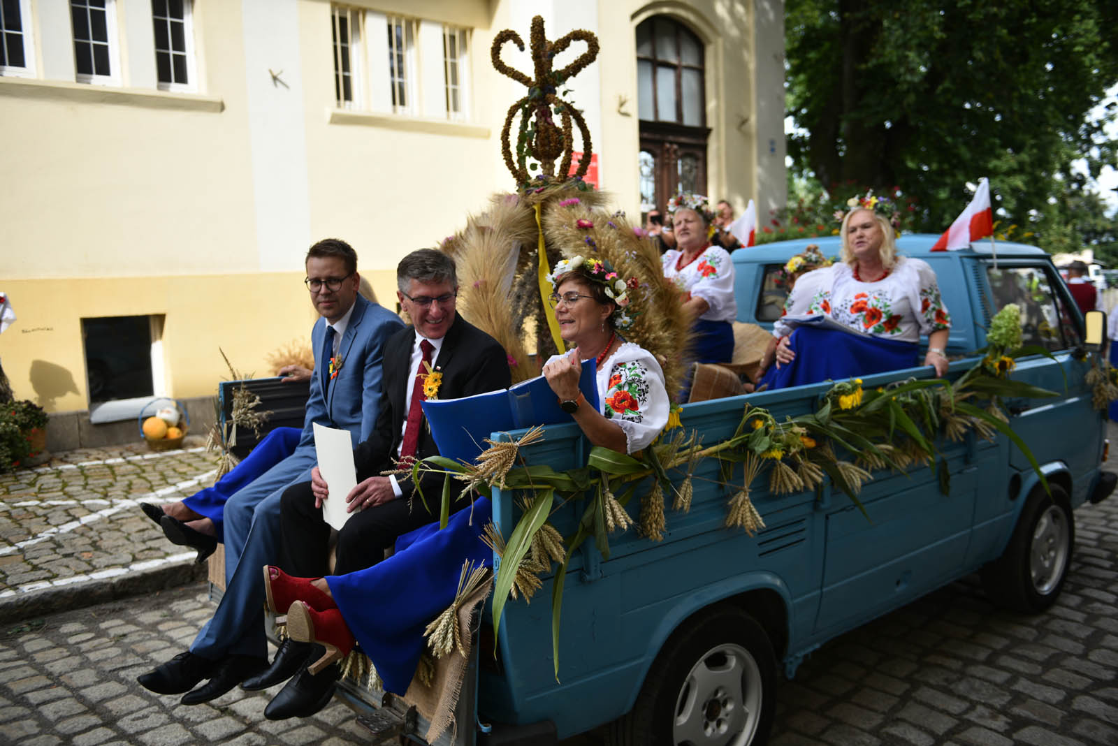 W Legnickim Polu dziękują rolnikom za plony i świętują