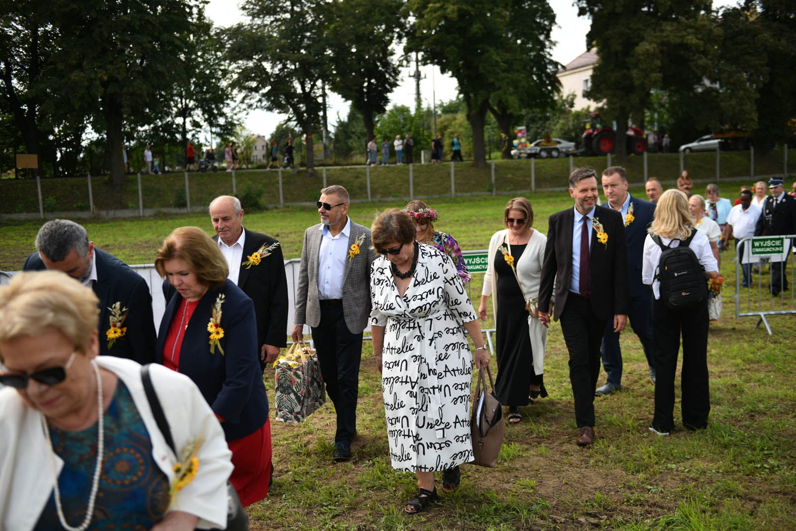 W Legnickim Polu dziękują rolnikom za plony i świętują