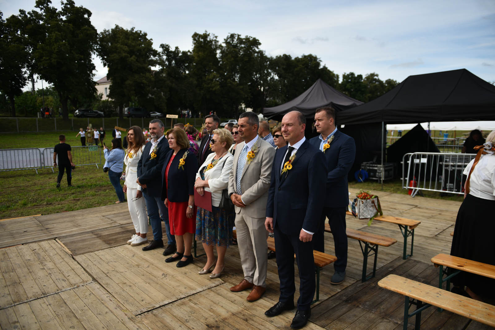 W Legnickim Polu dziękują rolnikom za plony i świętują
