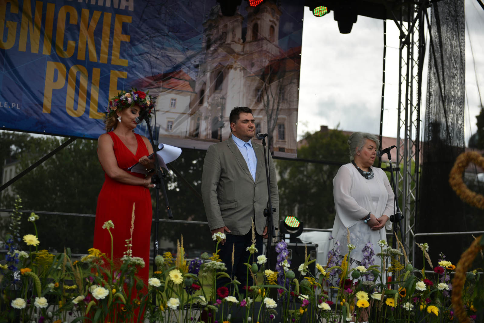 W Legnickim Polu dziękują rolnikom za plony i świętują