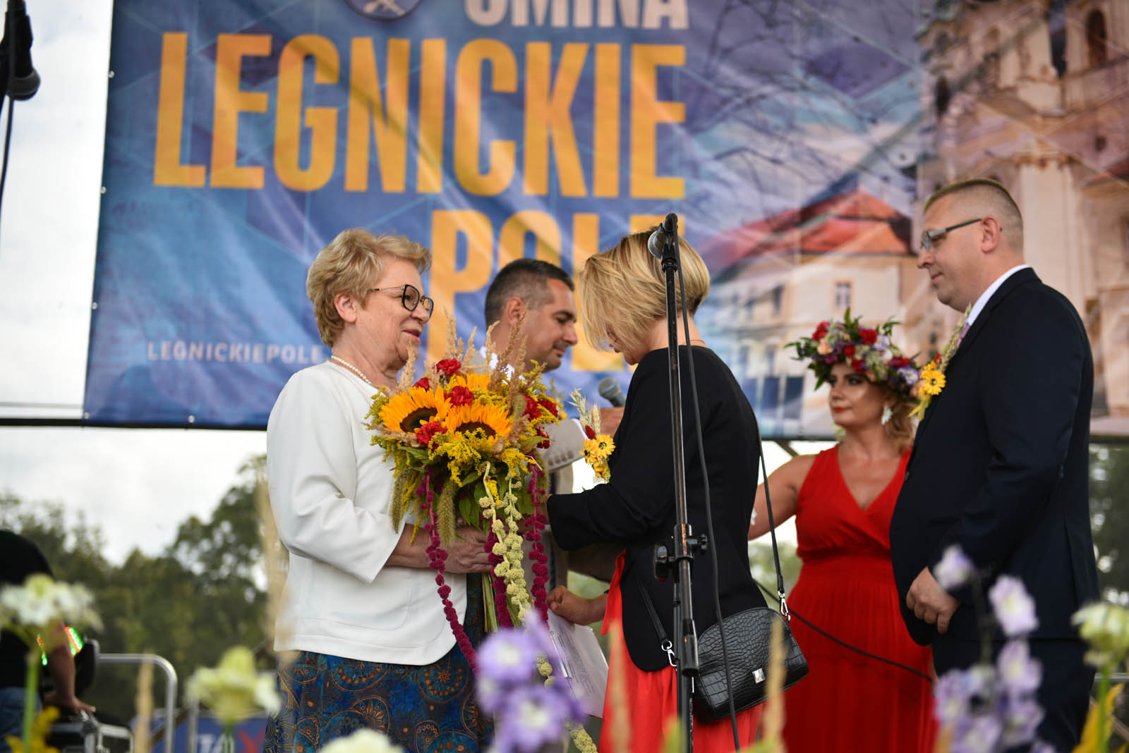 W Legnickim Polu dziękują rolnikom za plony i świętują