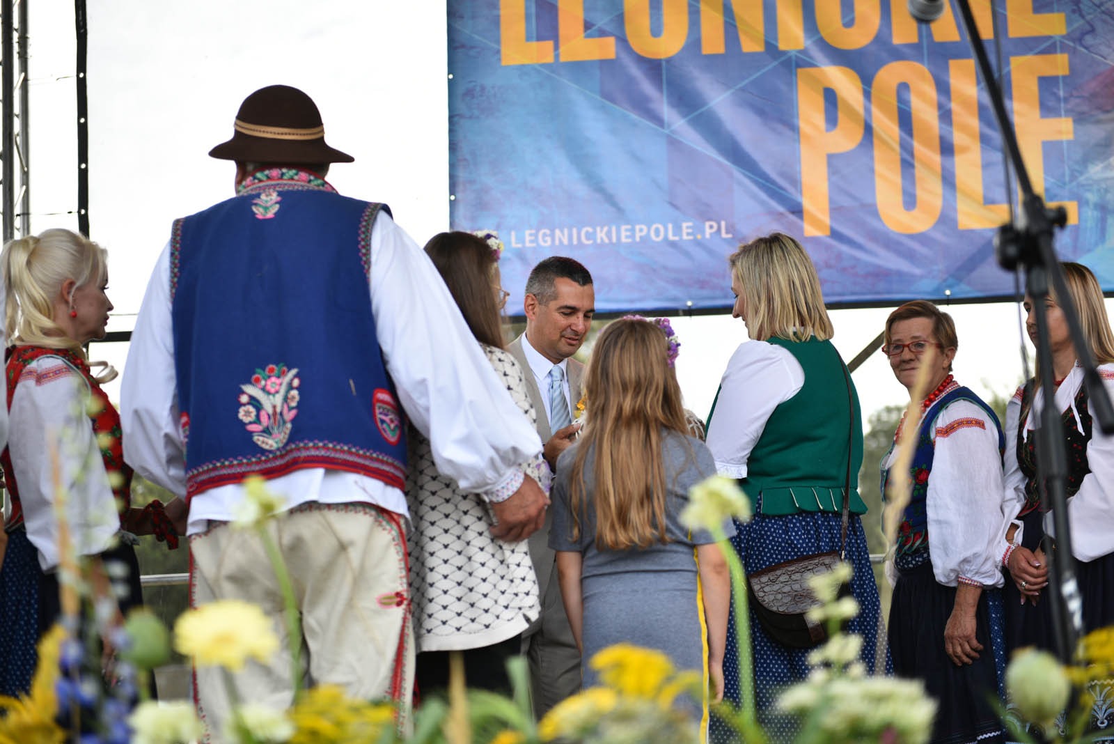 W Legnickim Polu dziękują rolnikom za plony i świętują